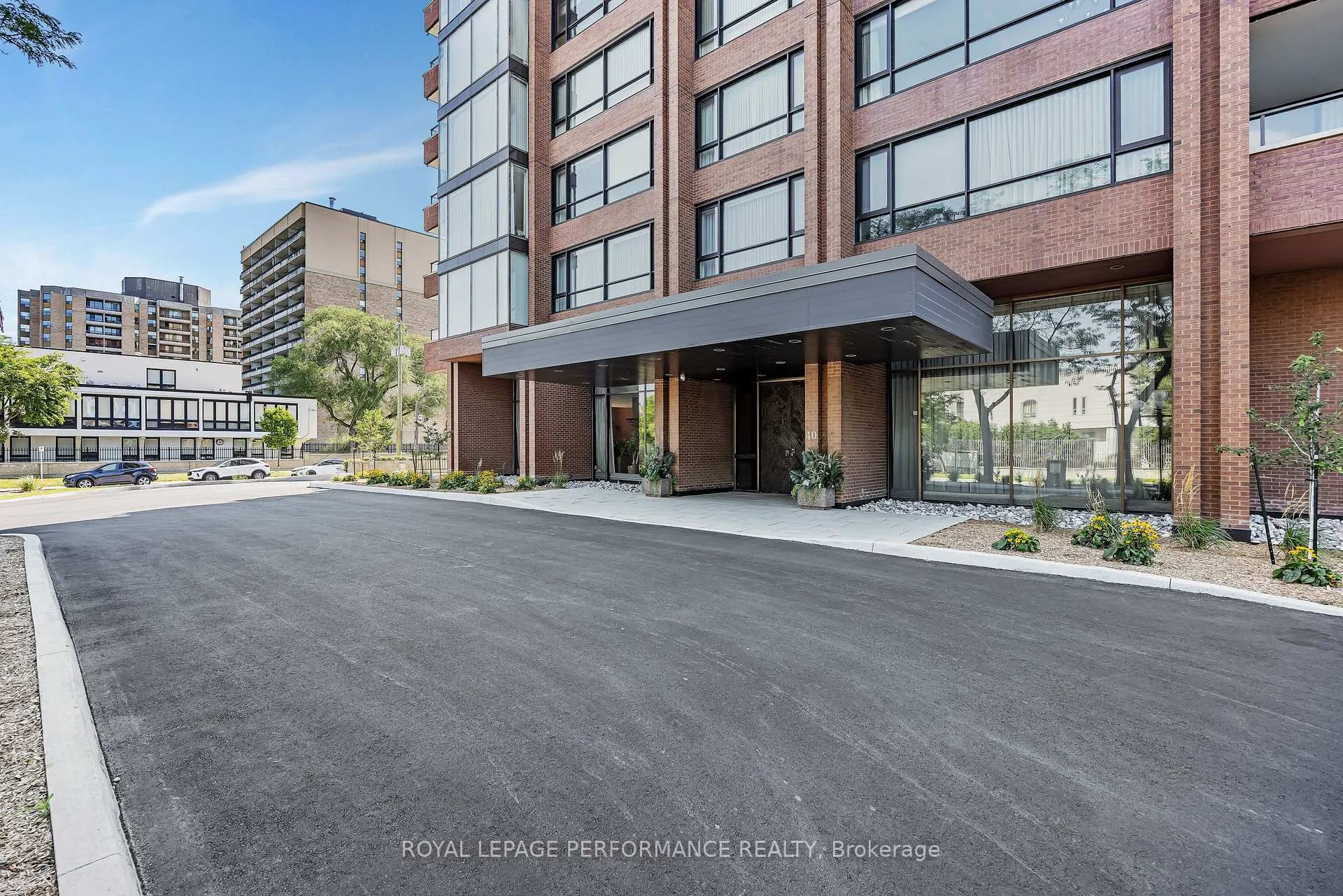 Photo 3 of Unit 1204, 40 Boteler Street, Ottawa, Lower Town/Byward Market — HOMEH
