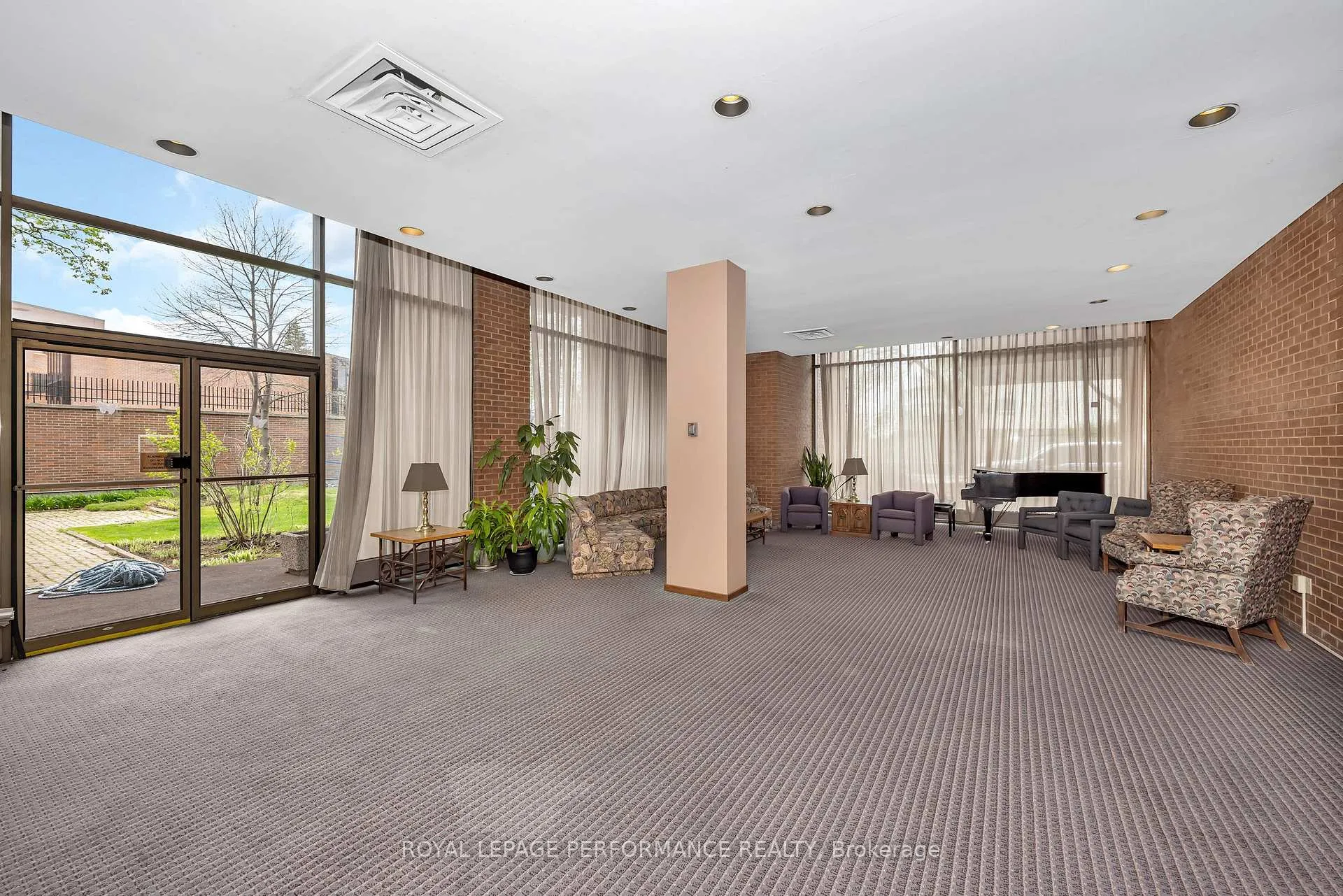 Photo 6 of Unit 1204, 40 Boteler Street, Ottawa, Lower Town/Byward Market — HOMEH