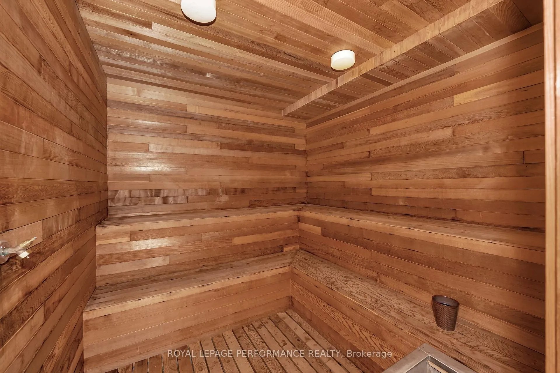 Photo 8 of Unit 1204, 40 Boteler Street, Ottawa, Lower Town/Byward Market — HOMEH