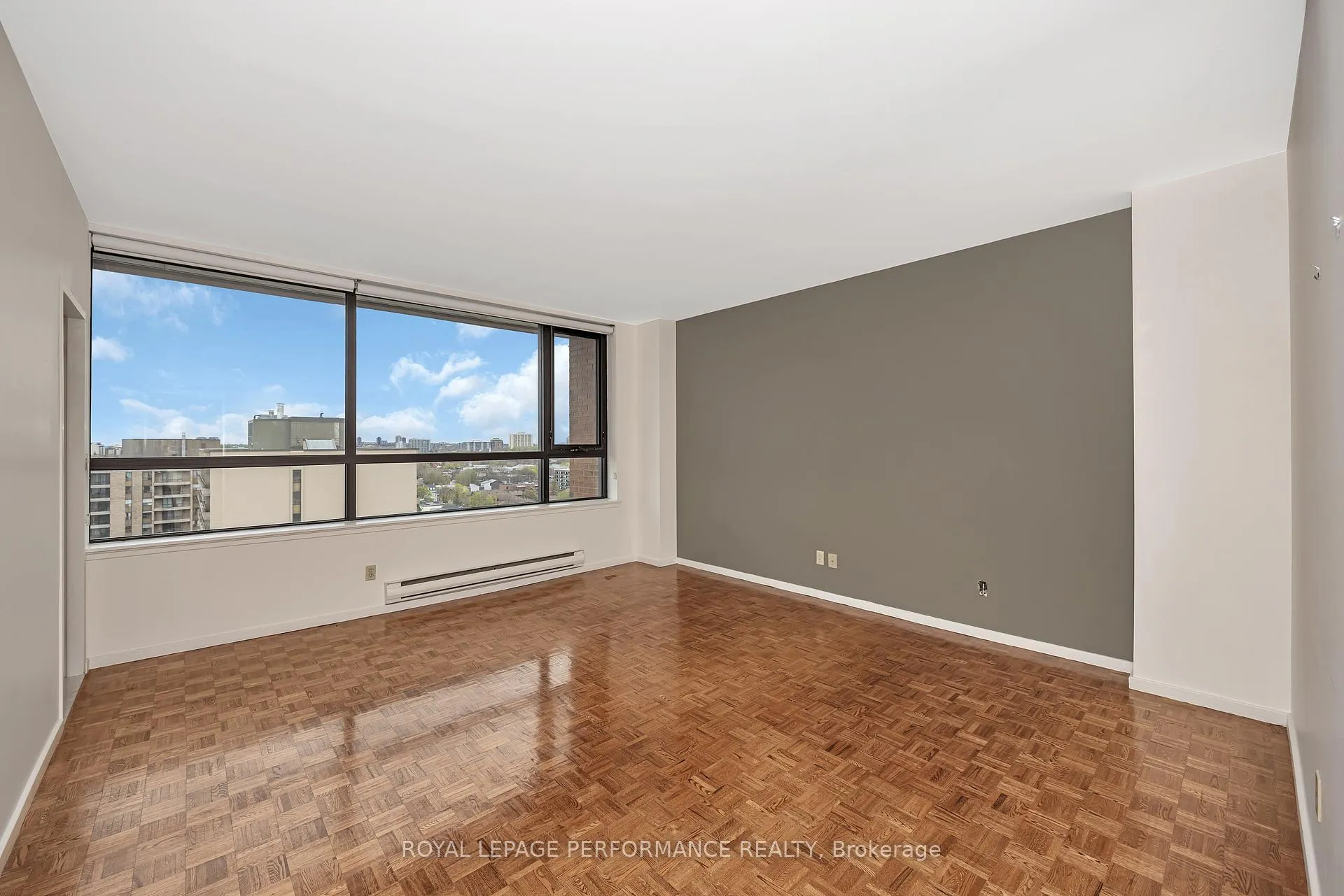 Photo 38 of Unit 1204, 40 Boteler Street, Ottawa, Lower Town/Byward Market — HOMEH