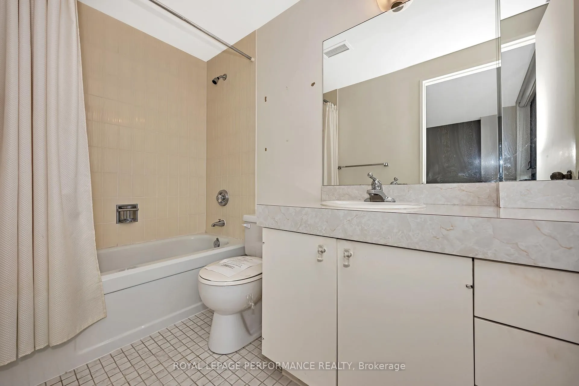 Photo 40 of Unit 1204, 40 Boteler Street, Ottawa, Lower Town/Byward Market — HOMEH
