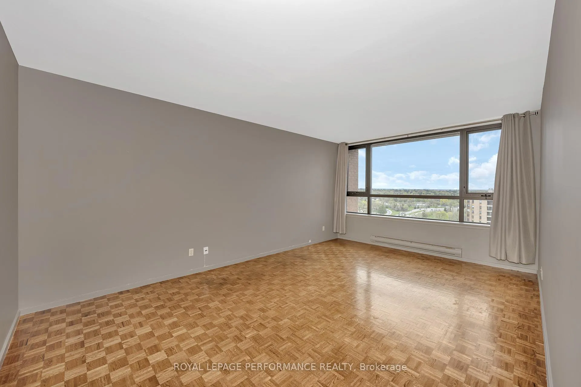 Photo 41 of Unit 1204, 40 Boteler Street, Ottawa, Lower Town/Byward Market — HOMEH