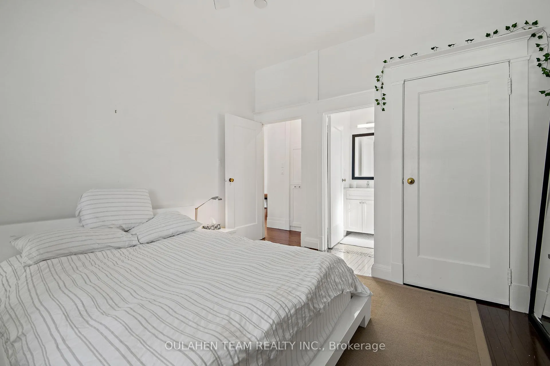 Photo 24 of Unit 103, 75 Crescent Road, Toronto, Rosedale-Moore Park — HOMEH