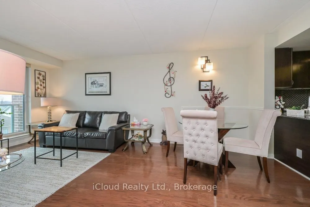Photo 13 of Unit 301, 65 Via Rosedale Way, Brampton, Sandringham-Wellington — HOMEH