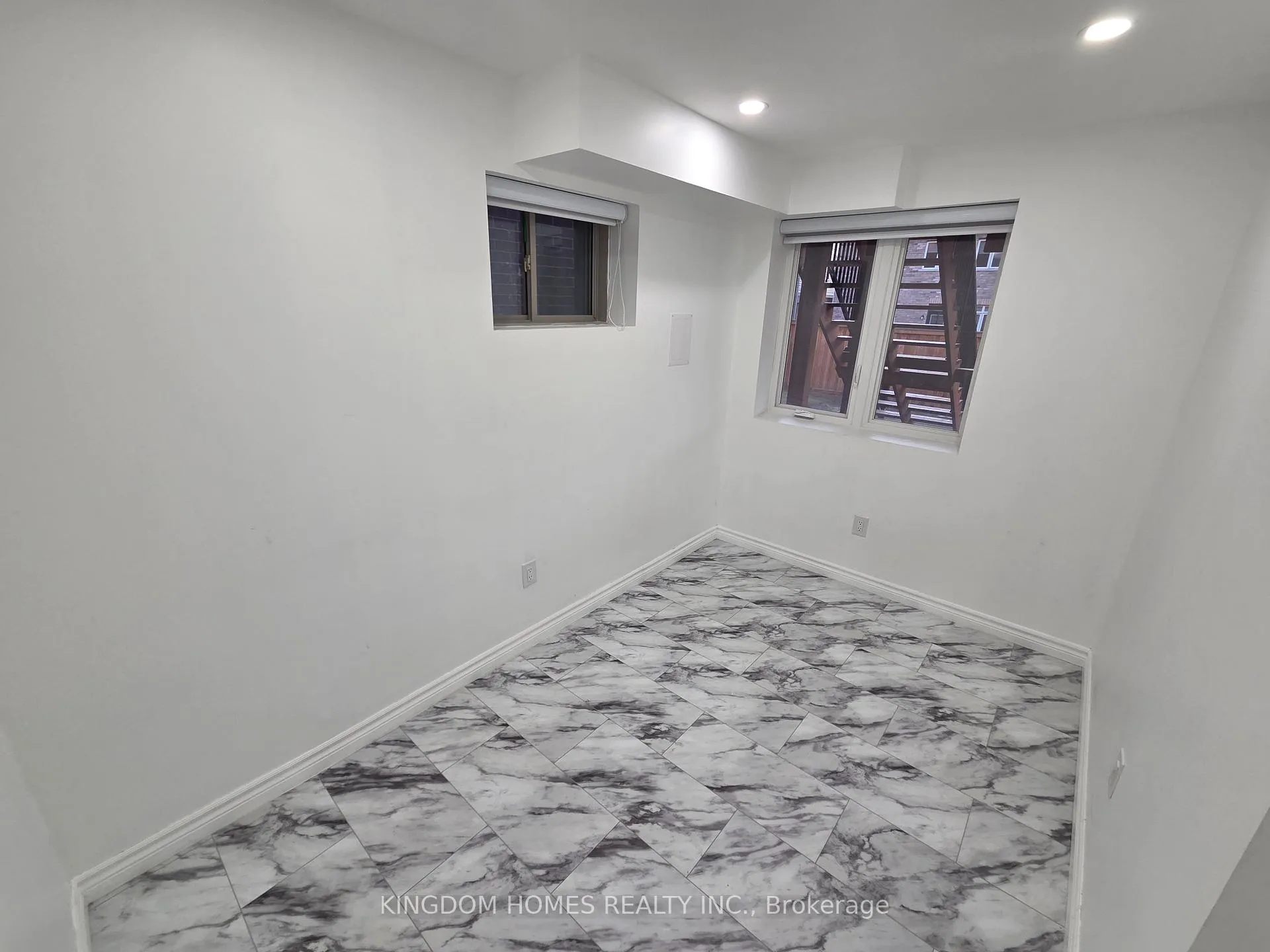 Photo 7 of Unit Basement, 122 Kennedy Boulevard, New Tecumseth, Alliston — HOMEH