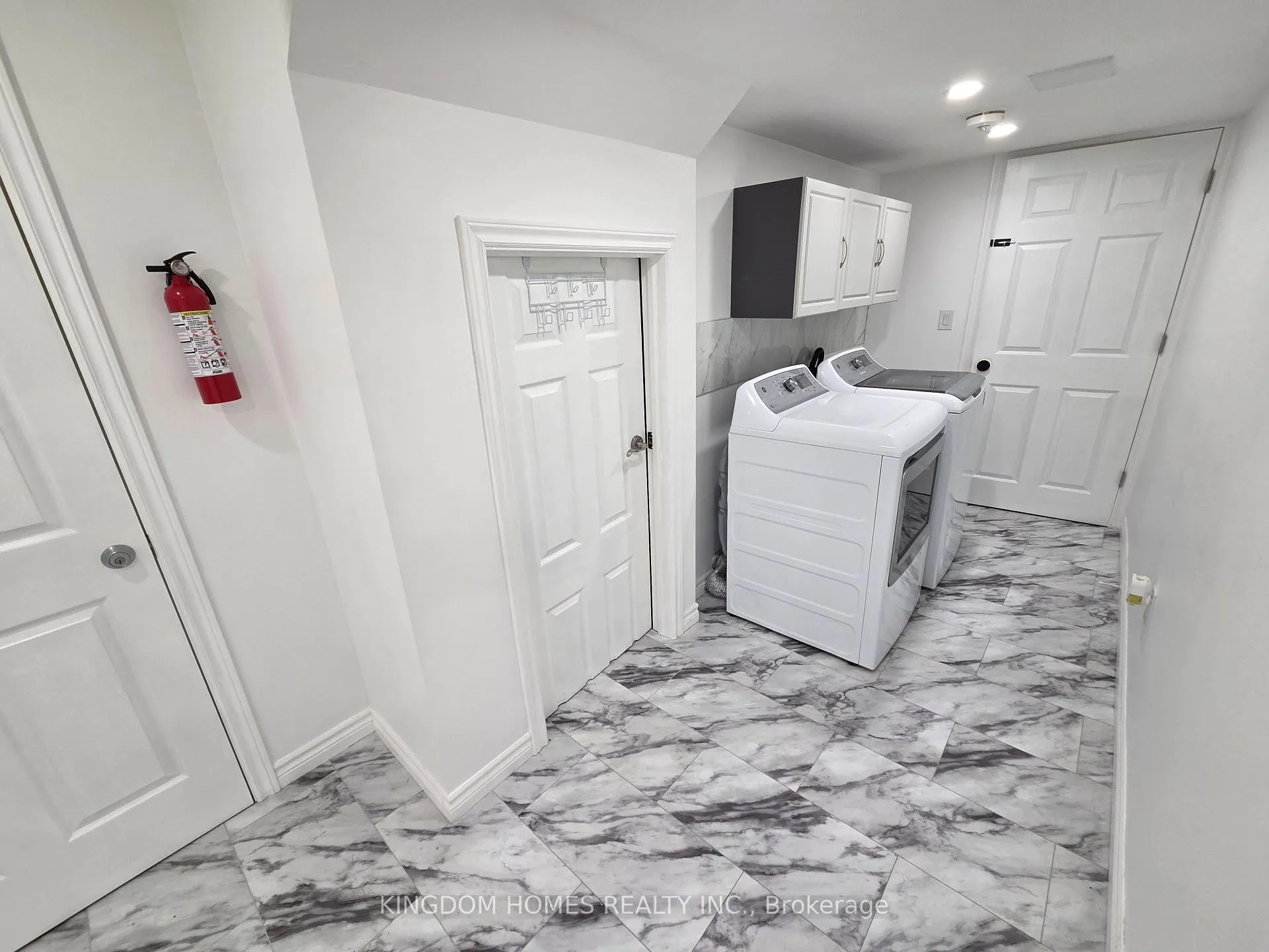 Photo 16 of Unit Basement, 122 Kennedy Boulevard, New Tecumseth, Alliston — HOMEH