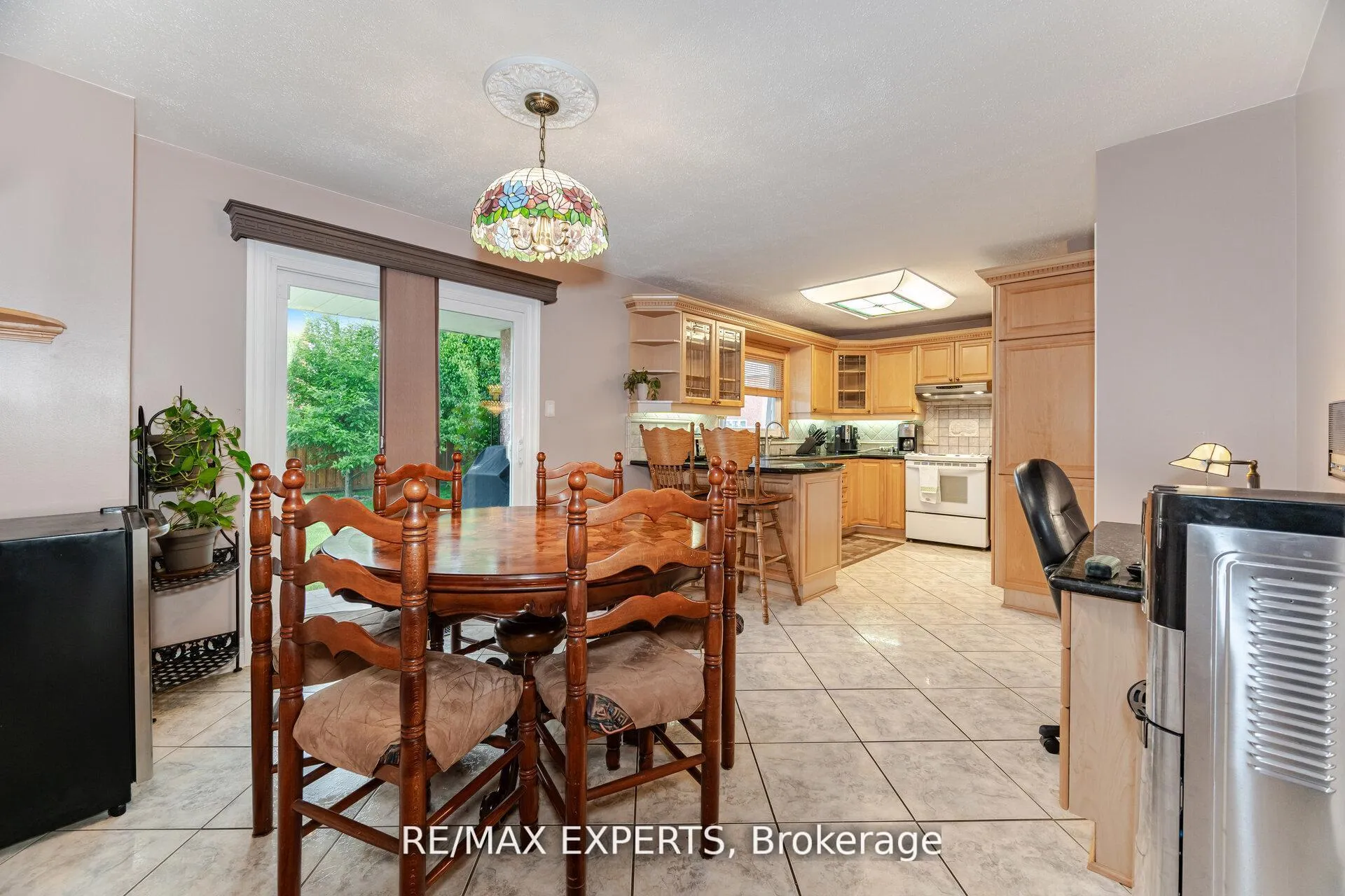 Photo 20 of 21 Williamsburg Lane, Vaughan, East Woodbridge — HOMEH