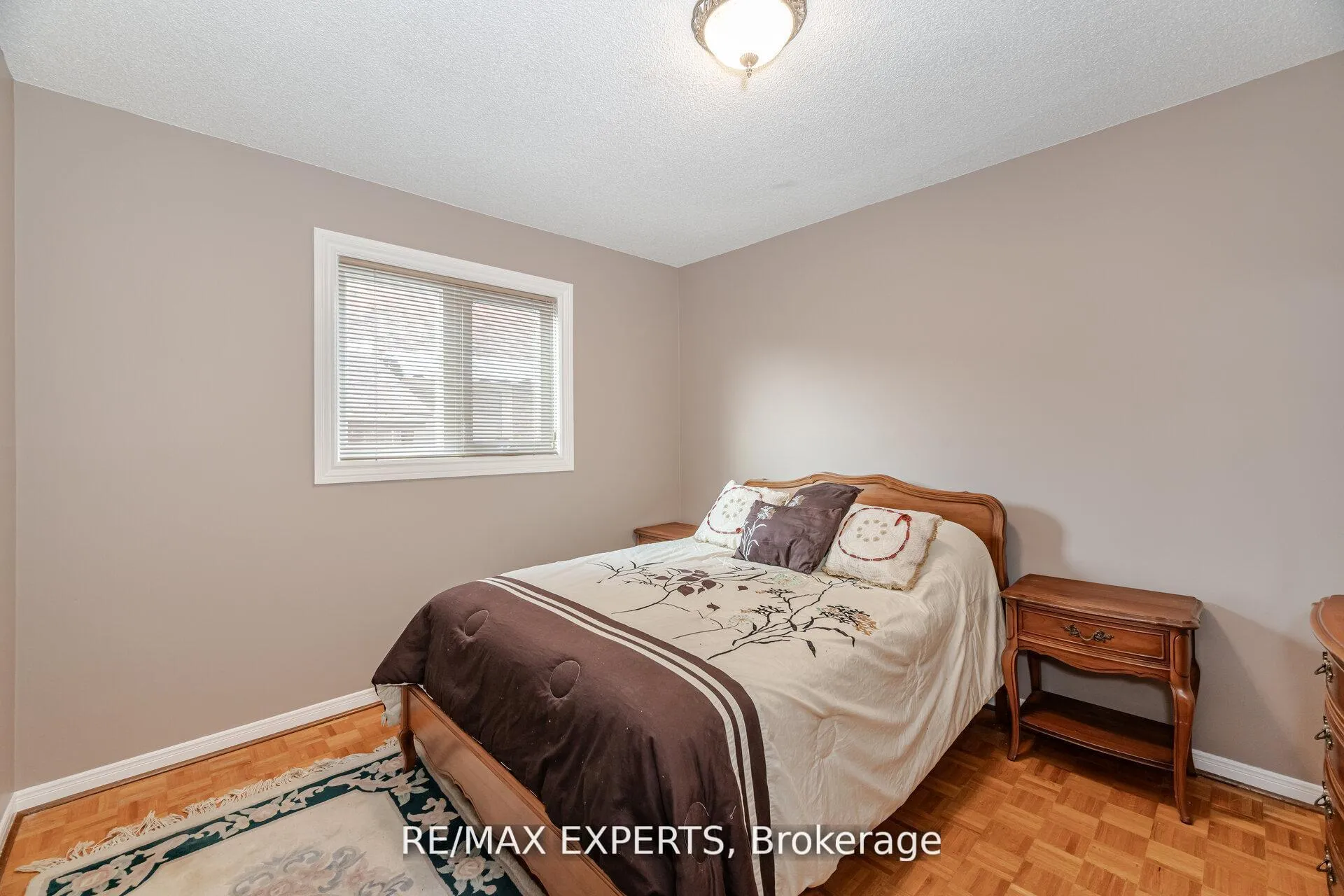 Photo 25 of 21 Williamsburg Lane, Vaughan, East Woodbridge — HOMEH
