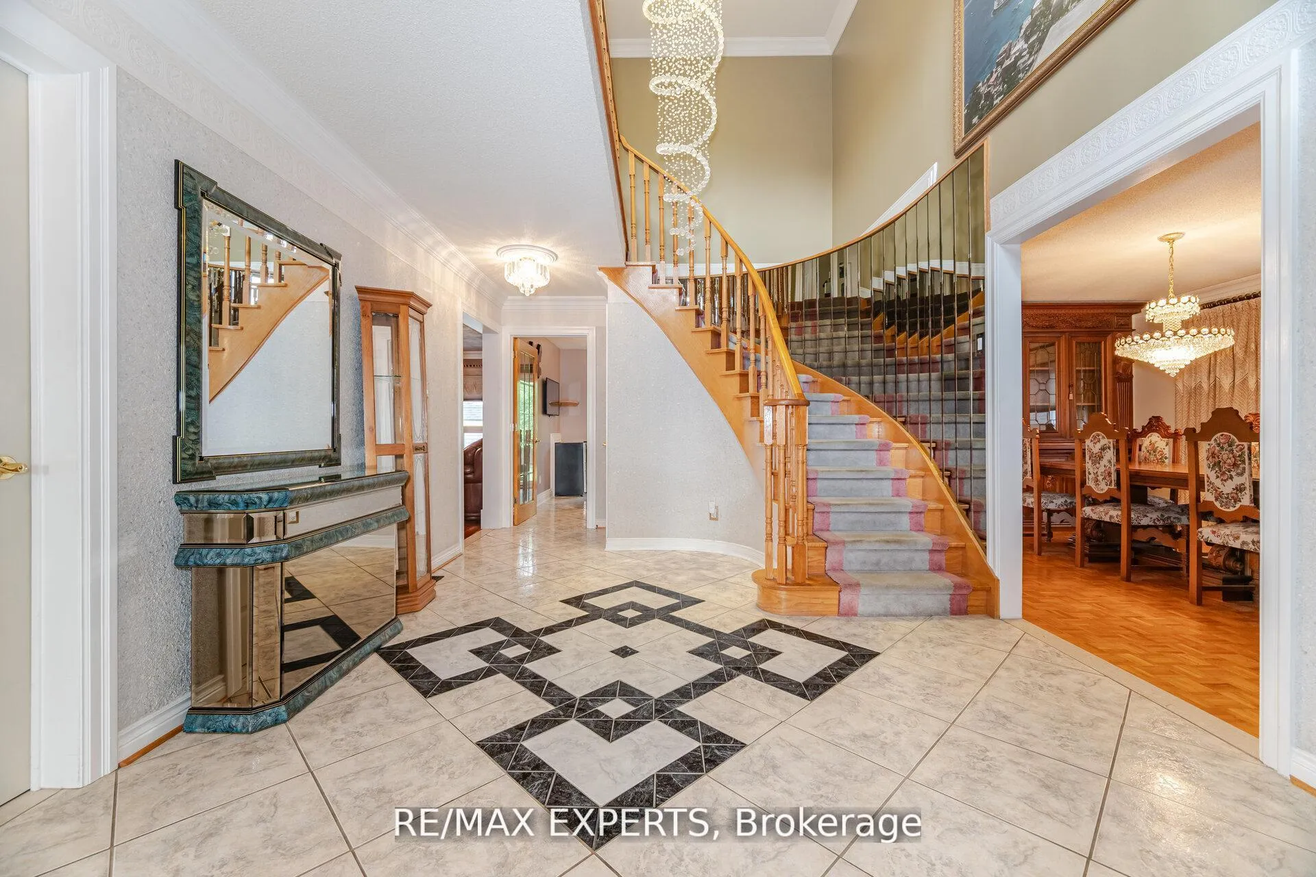 Photo 28 of 21 Williamsburg Lane, Vaughan, East Woodbridge — HOMEH