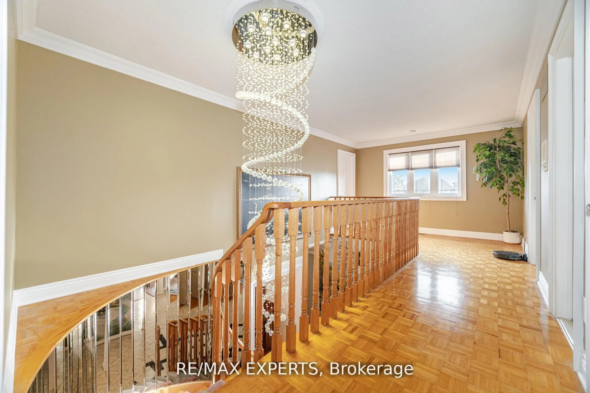 Photo 29 of 21 Williamsburg Lane, Vaughan, East Woodbridge — HOMEH