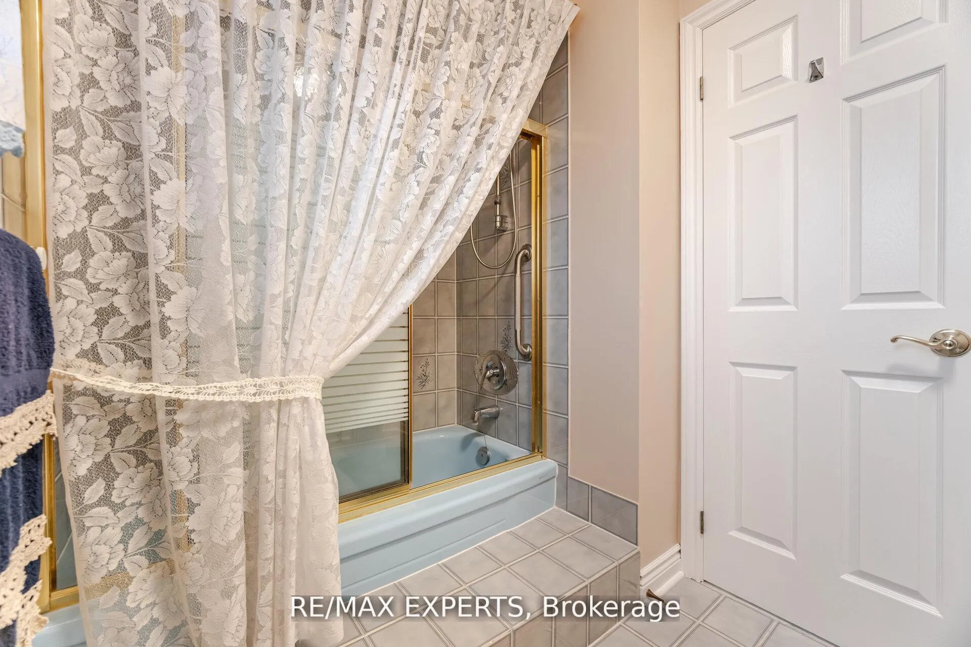 Photo 36 of 21 Williamsburg Lane, Vaughan, East Woodbridge — HOMEH