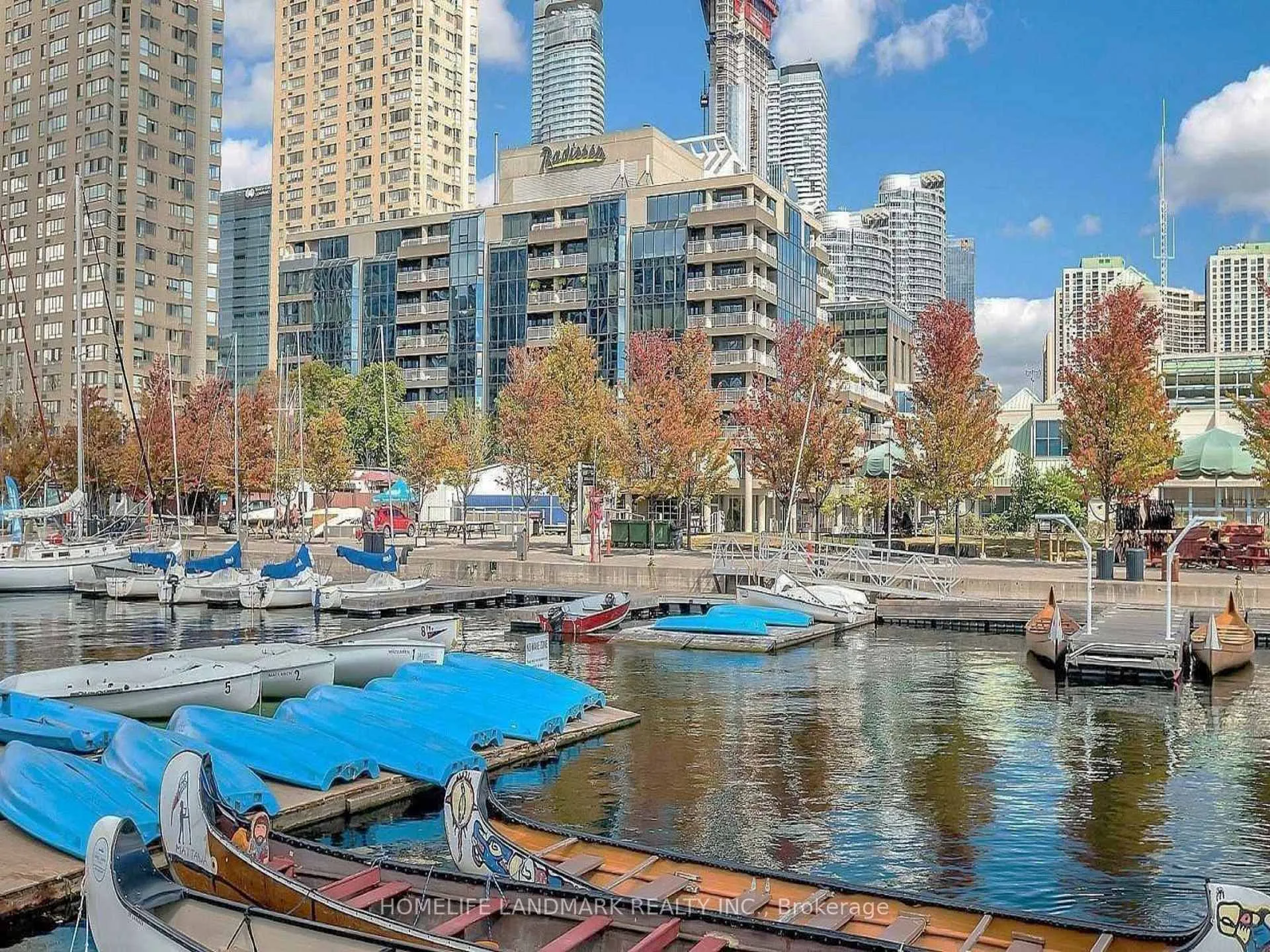 Photo 2 of Unit 304, 251 Queens Quay W, Toronto, Waterfront Communities — HOMEH
