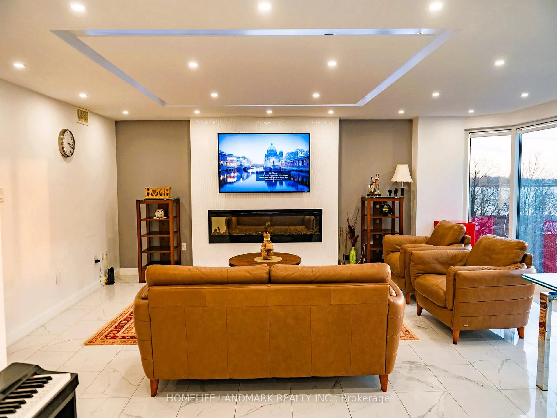 Photo 15 of Unit 304, 251 Queens Quay W, Toronto, Waterfront Communities — HOMEH