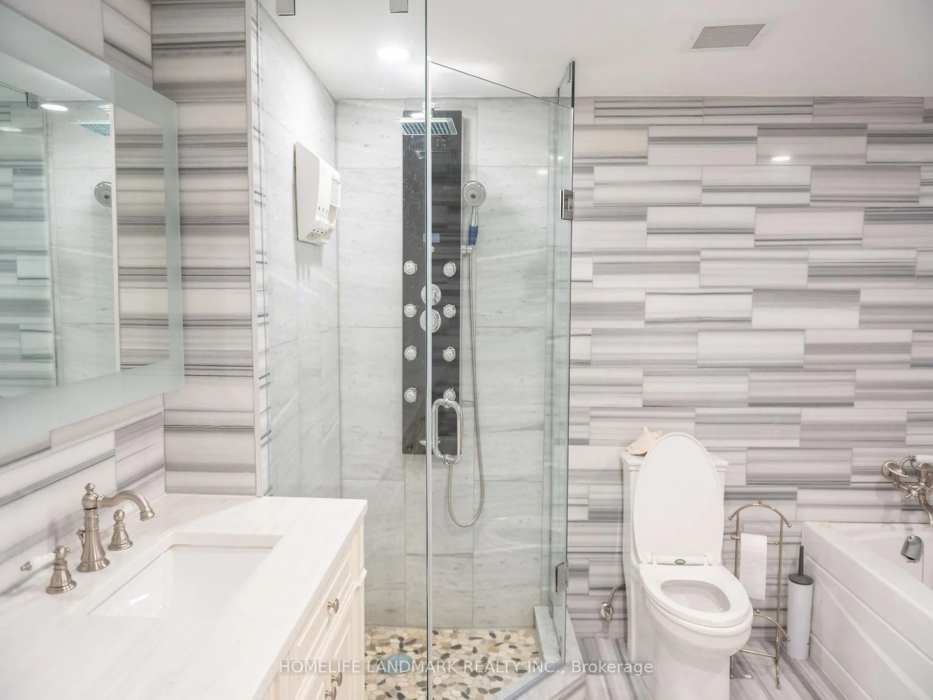 Photo 21 of Unit 304, 251 Queens Quay W, Toronto, Waterfront Communities — HOMEH