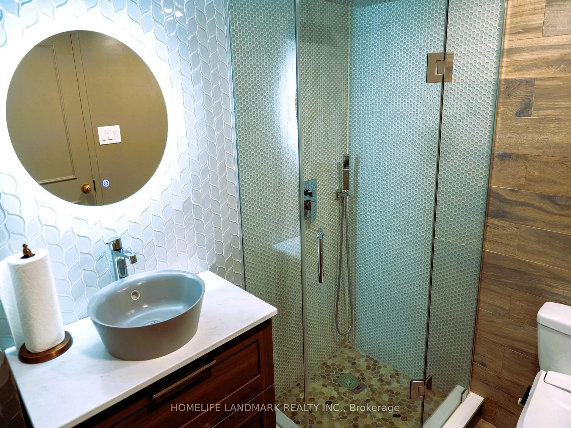 Photo 23 of Unit 304, 251 Queens Quay W, Toronto, Waterfront Communities — HOMEH