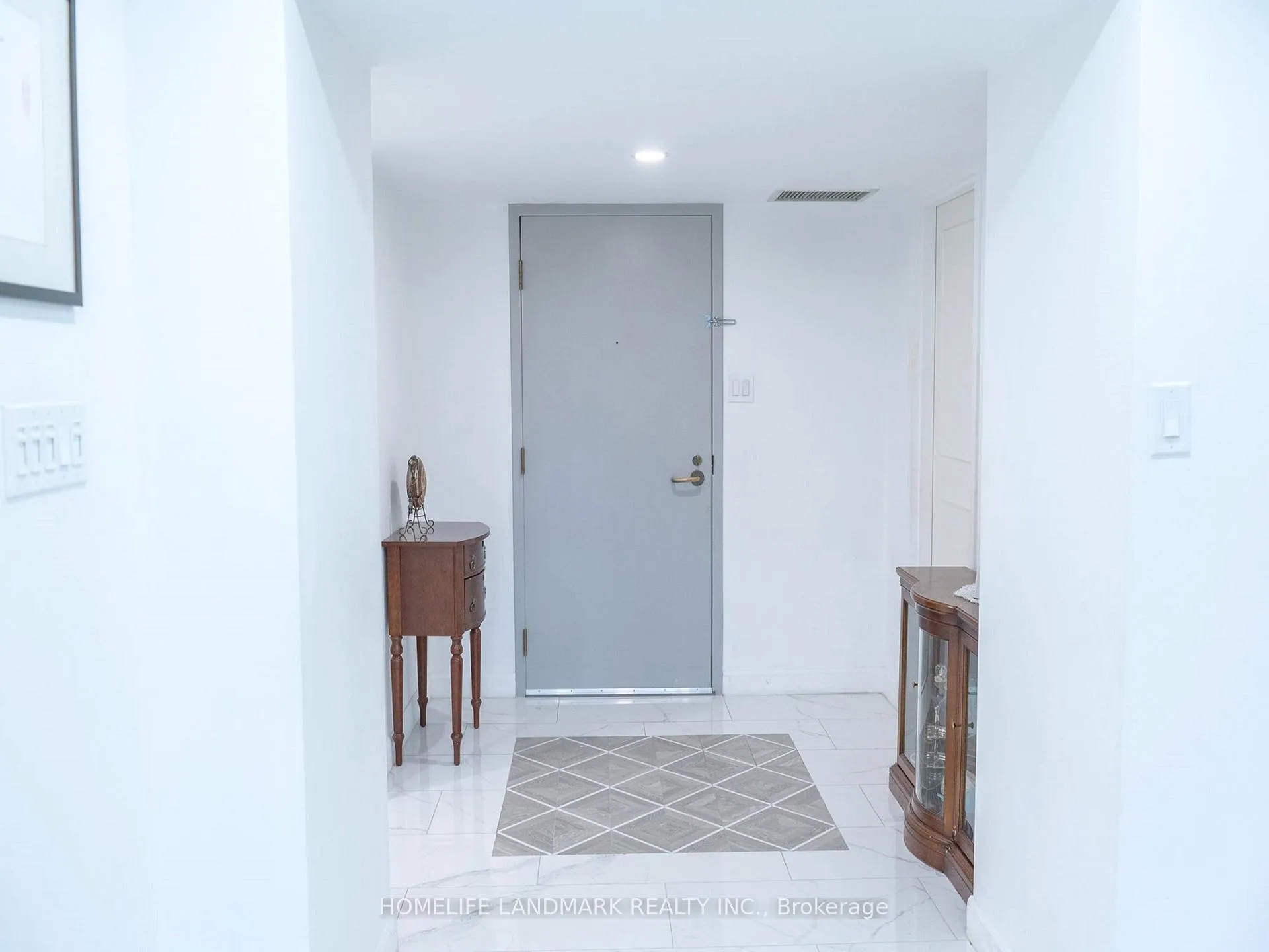 Photo 28 of Unit 304, 251 Queens Quay W, Toronto, Waterfront Communities — HOMEH