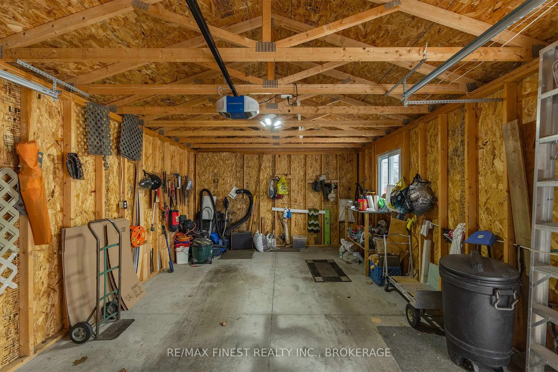 Photo 7 of 51 Harvard Place, Loyalist, Amherstview — HOMEH