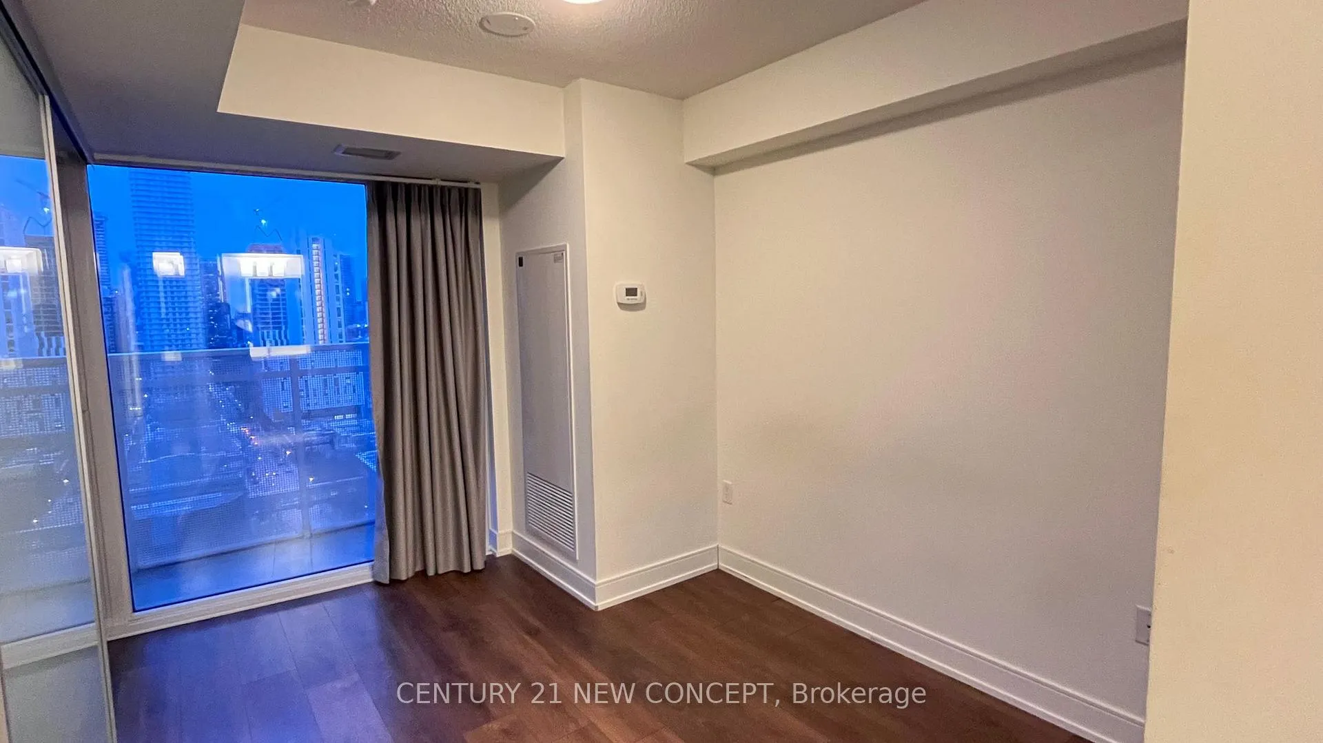 Photo 5 of Unit 1909, 89 McGill Street, Toronto, Church-Yonge Corridor — HOMEH