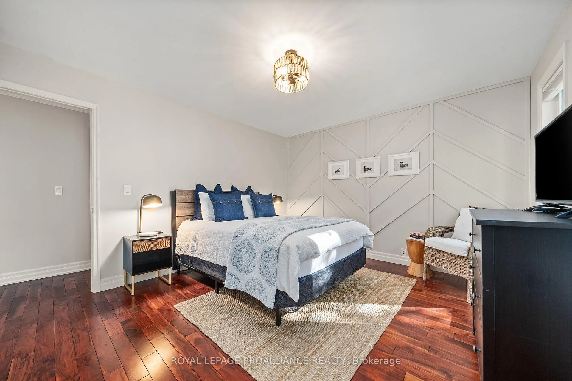 Photo 15 of 39 Eastern Avenue, Prince Edward County, Ameliasburg Ward — HOMEH