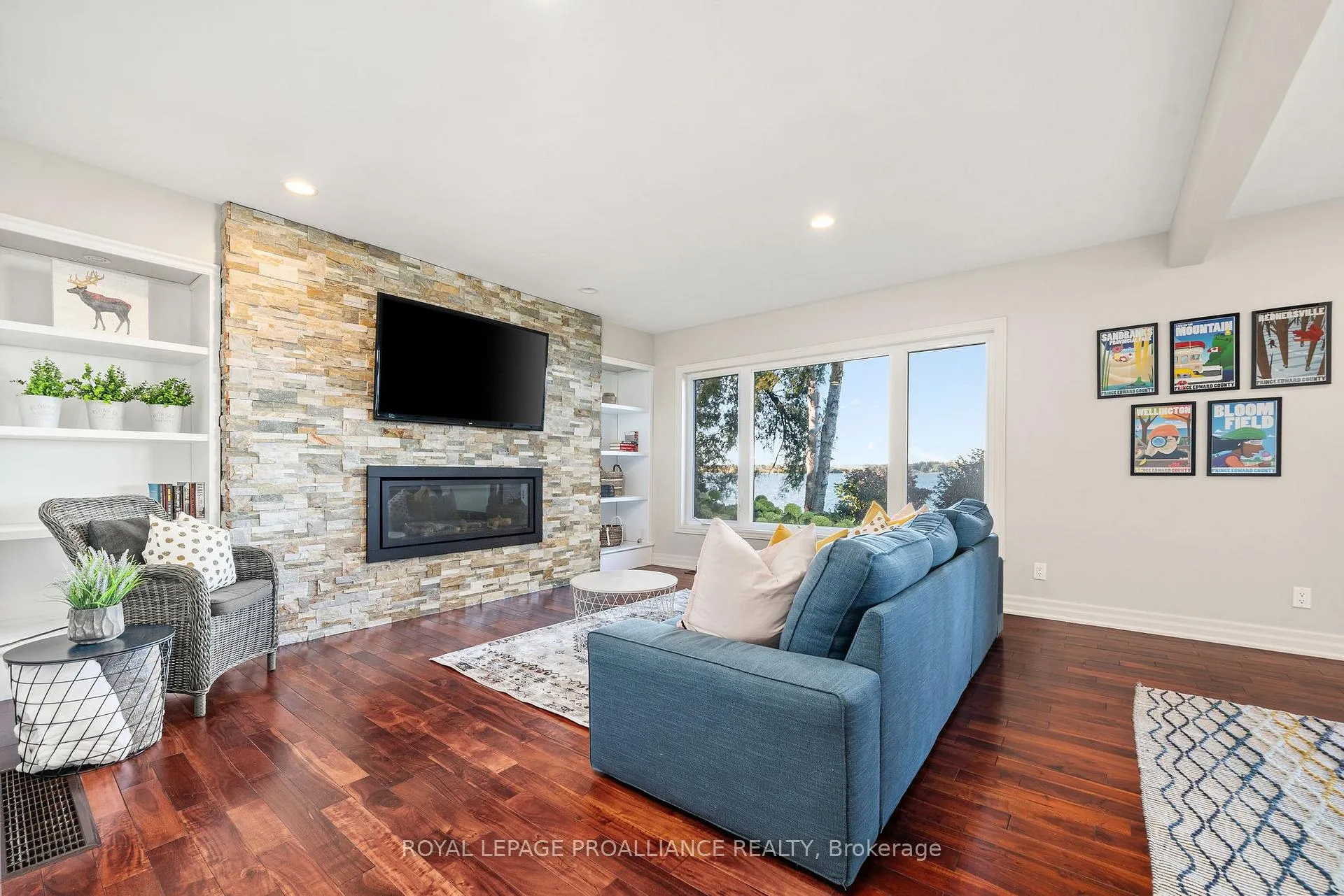 Photo 24 of 39 Eastern Avenue, Prince Edward County, Ameliasburg Ward — HOMEH