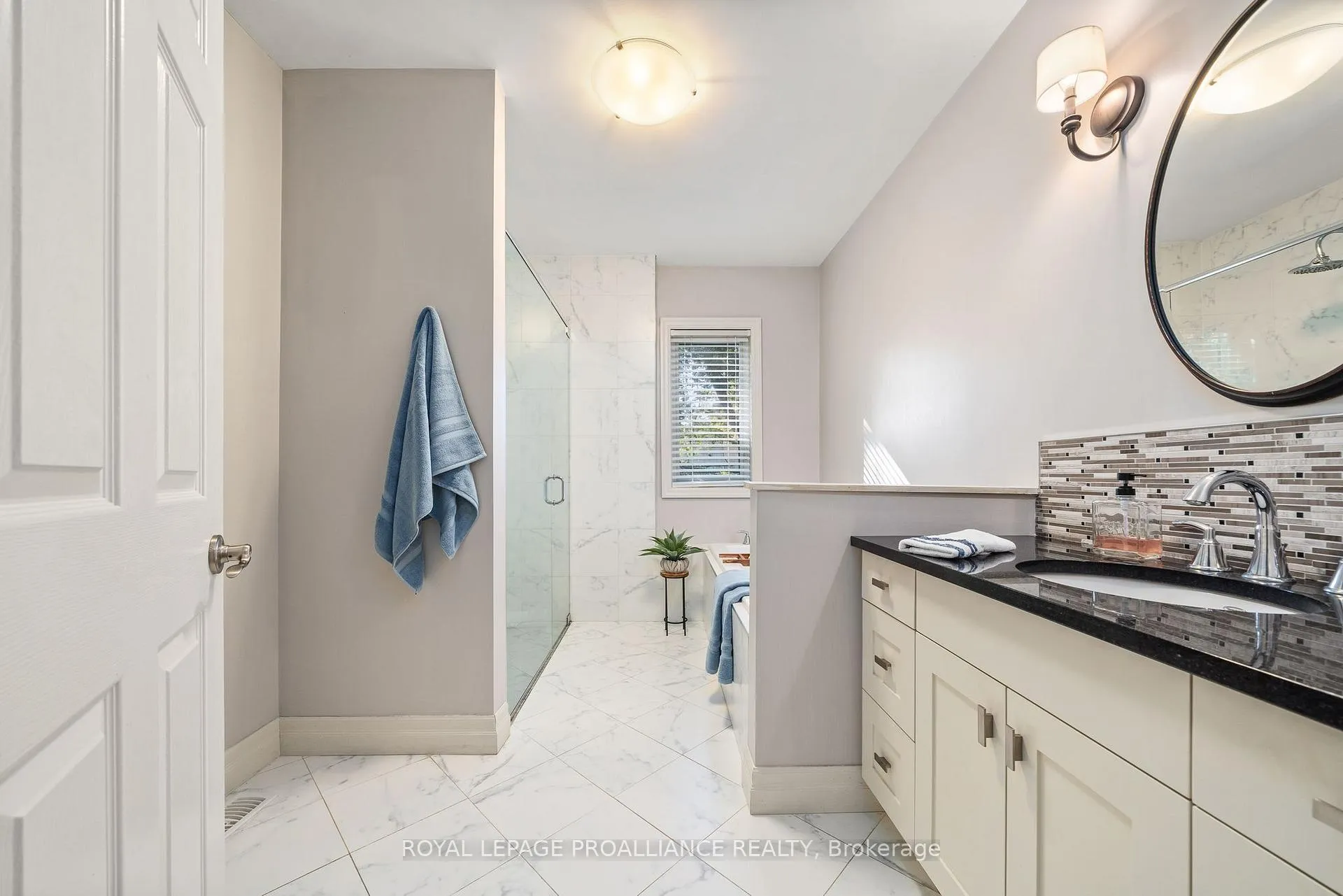 Photo 29 of 39 Eastern Avenue, Prince Edward County, Ameliasburg Ward — HOMEH