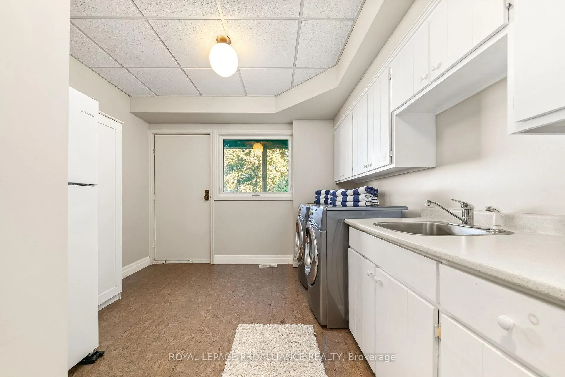 Photo 31 of 39 Eastern Avenue, Prince Edward County, Ameliasburg Ward — HOMEH