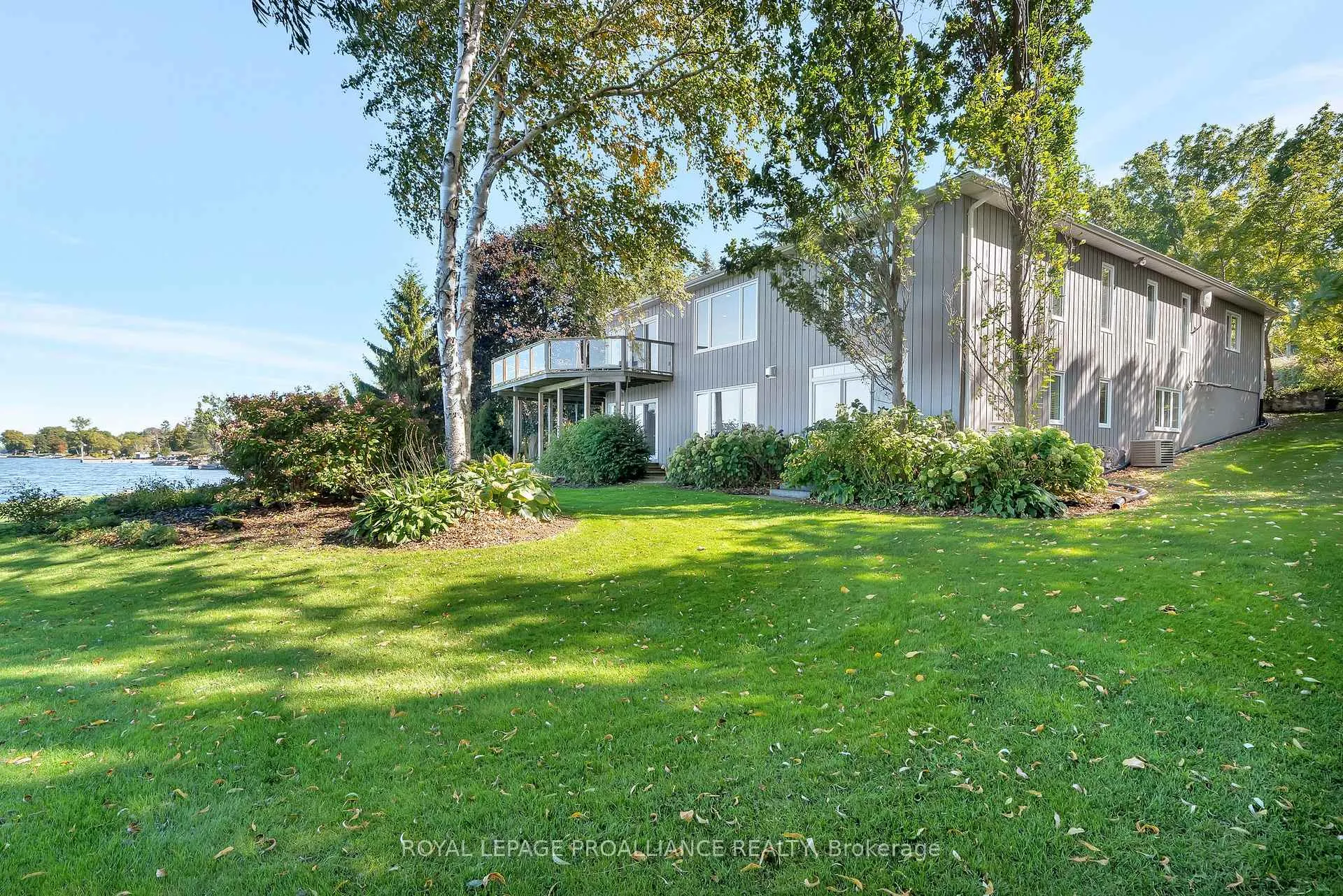 Photo 40 of 39 Eastern Avenue, Prince Edward County, Ameliasburg Ward — HOMEH