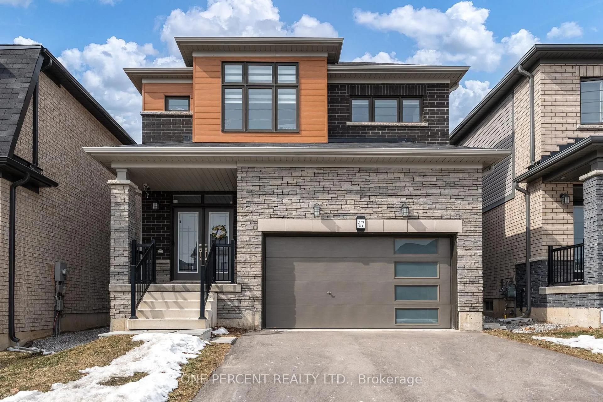 Photo 2 of 47 Sundin Drive, Haldimand — HOMEH