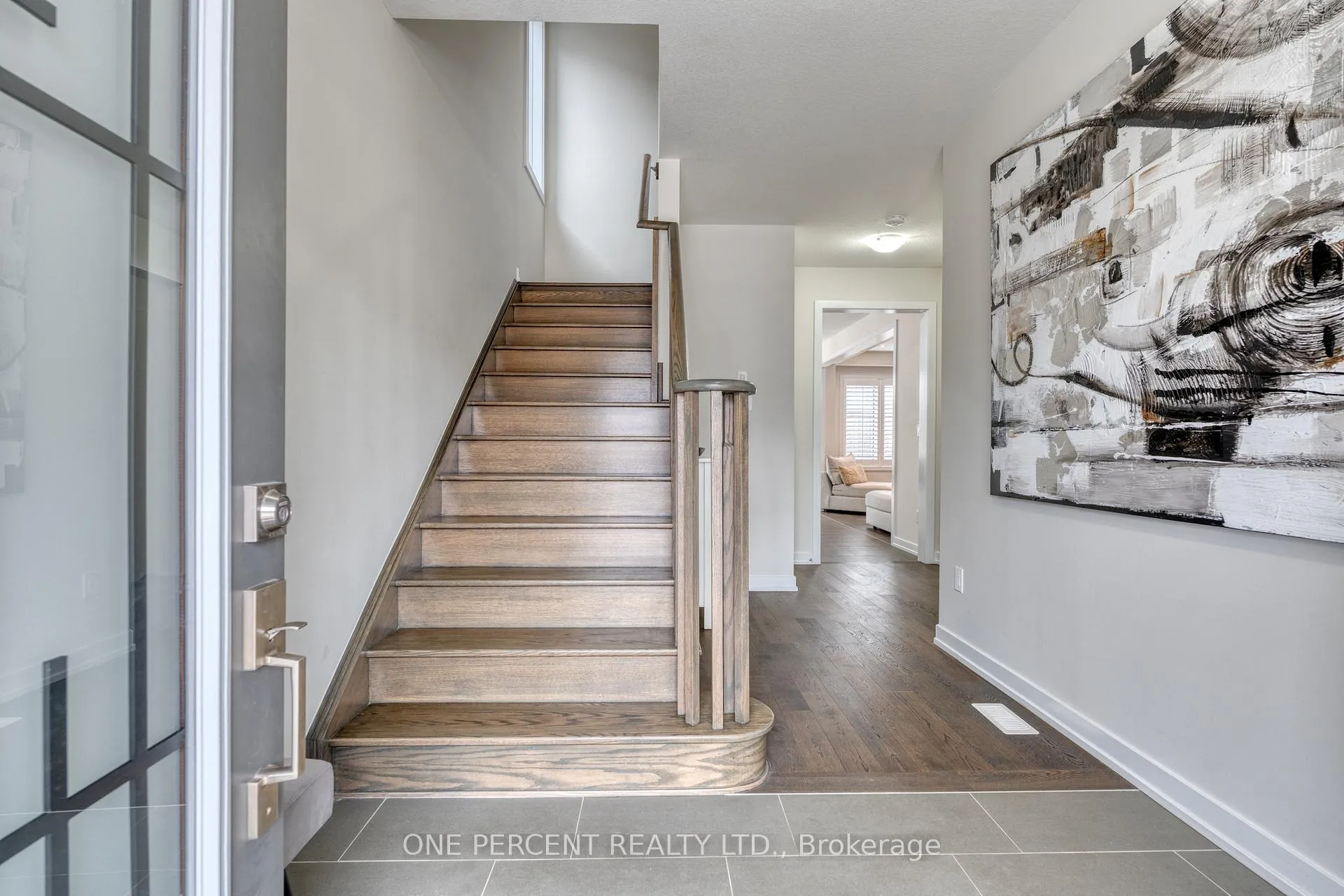 Photo 3 of 47 Sundin Drive, Haldimand — HOMEH
