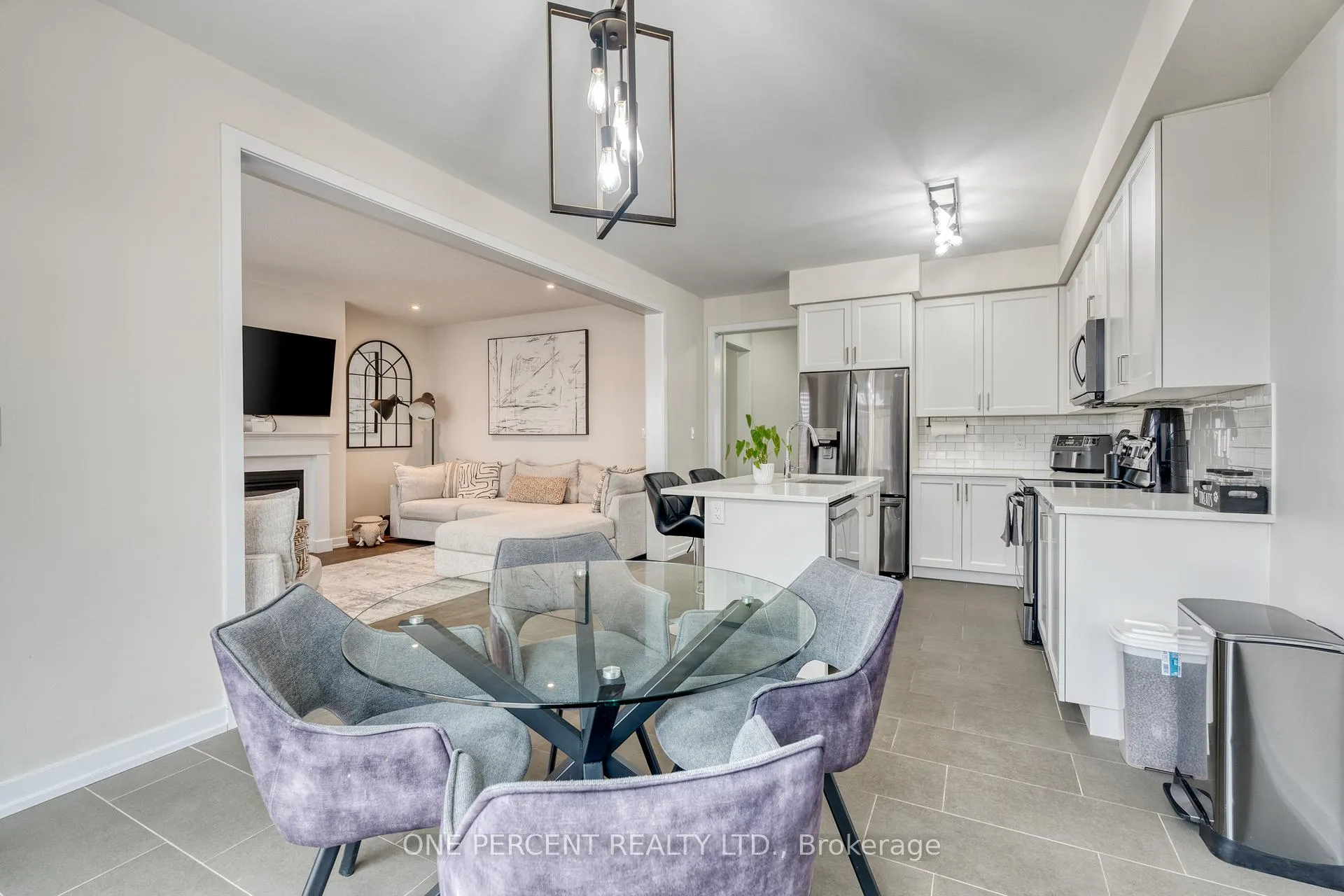 Photo 14 of 47 Sundin Drive, Haldimand — HOMEH