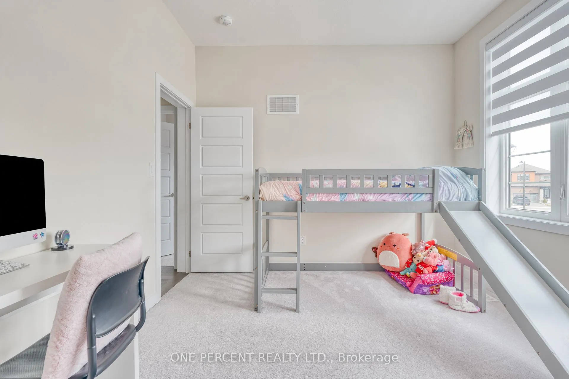 Photo 23 of 47 Sundin Drive, Haldimand — HOMEH