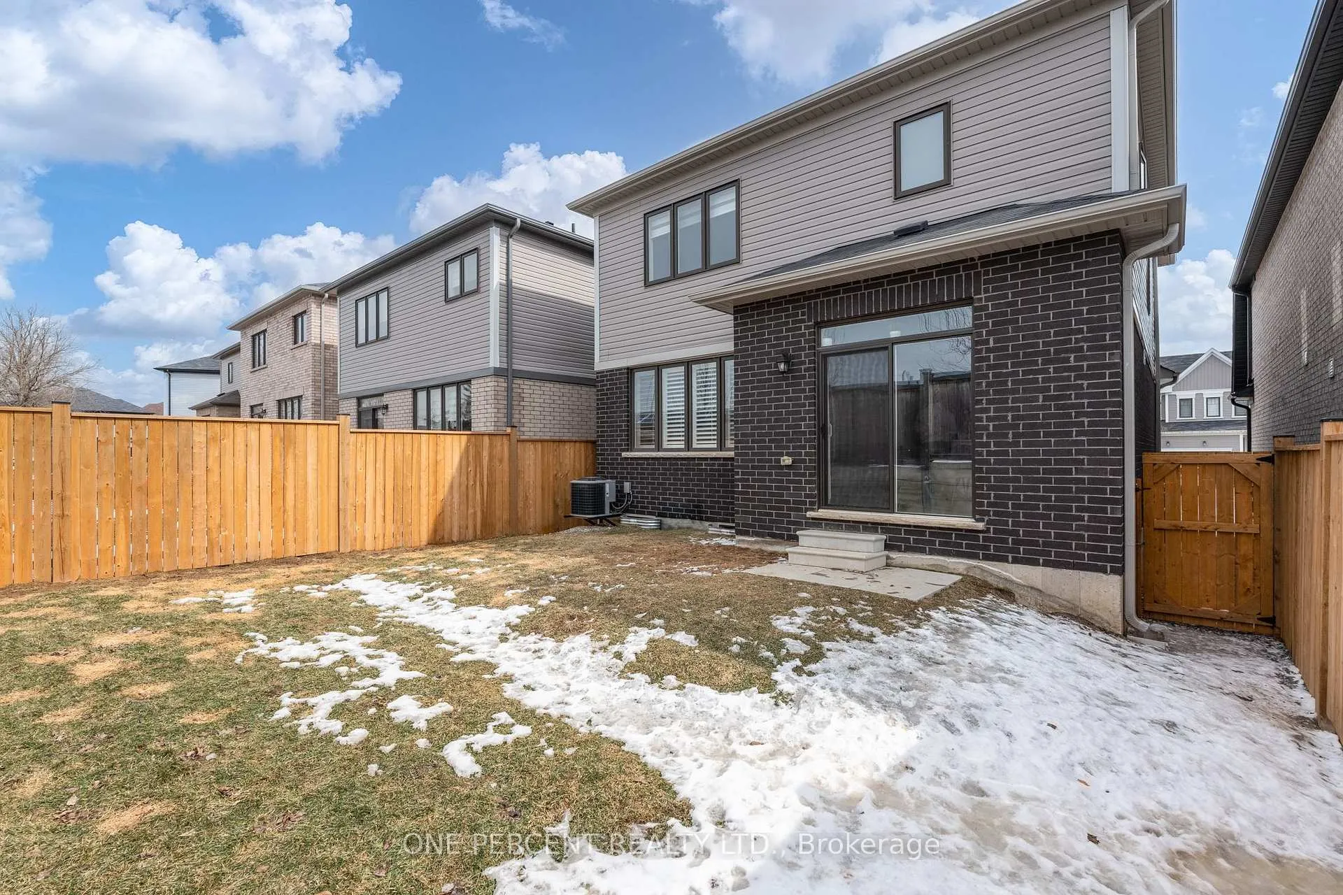 Photo 29 of 47 Sundin Drive, Haldimand — HOMEH