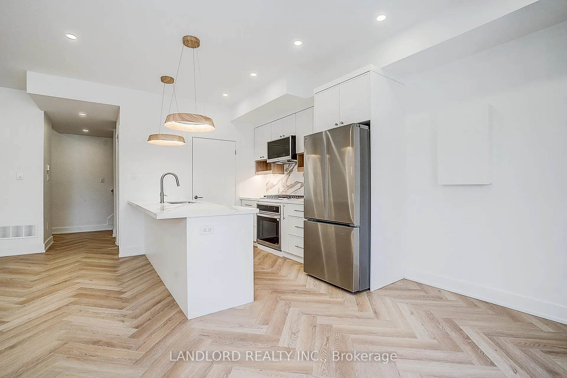 Photo 19 of Unit 2, 1146 Broadview Avenue, Toronto, Broadview North — HOMEH