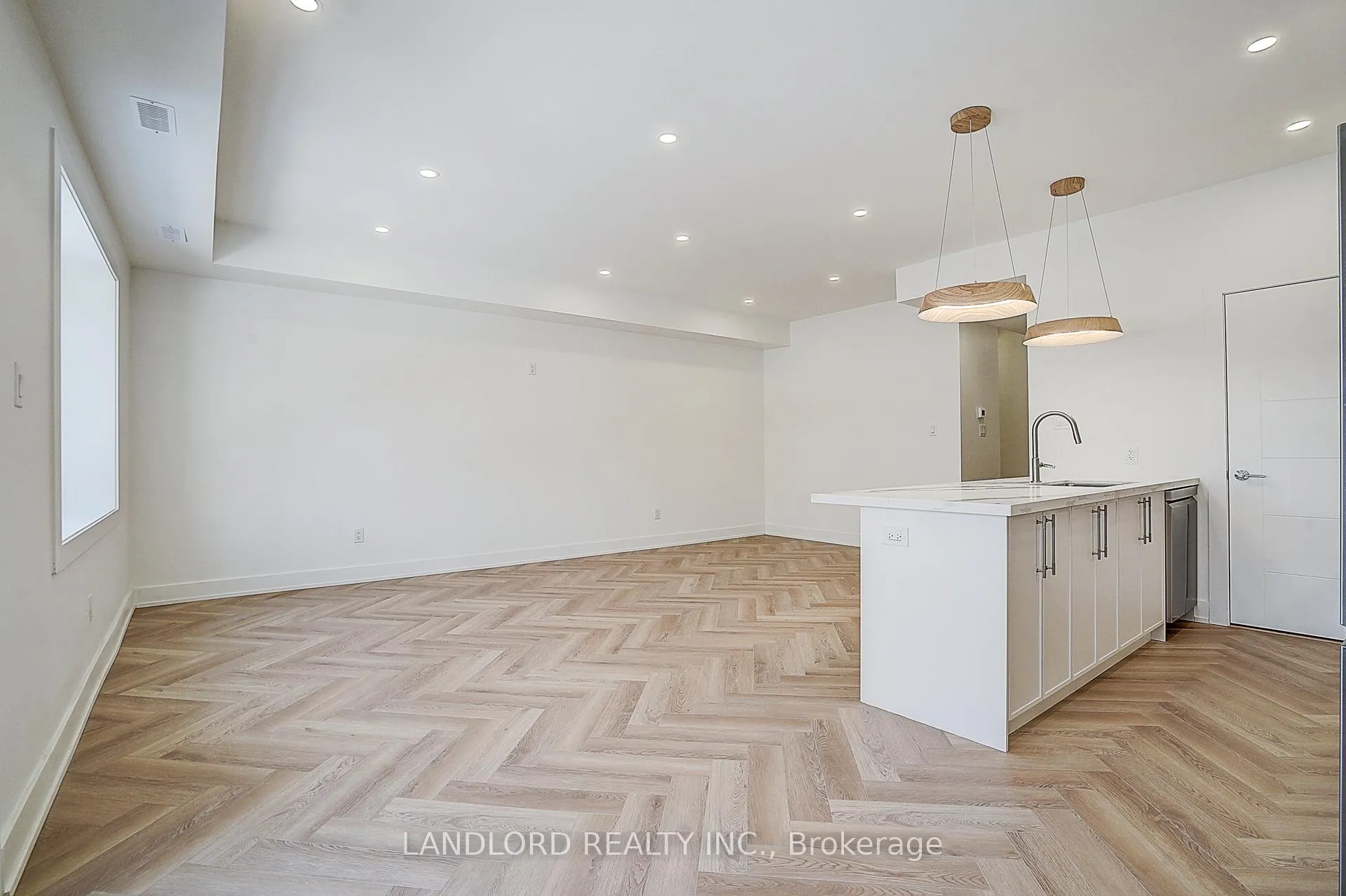 Photo 20 of Unit 2, 1146 Broadview Avenue, Toronto, Broadview North — HOMEH