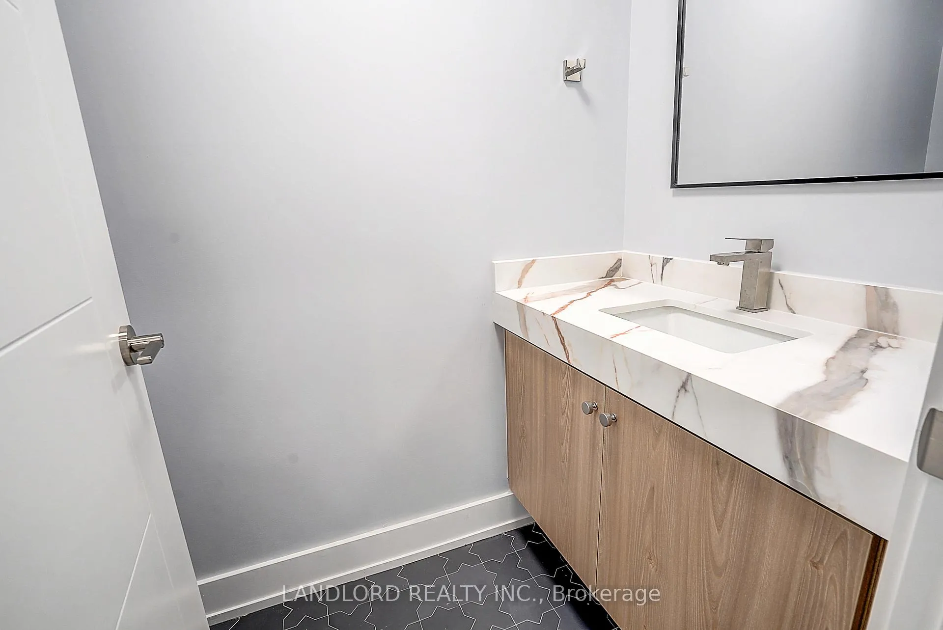 Photo 27 of Unit 2, 1146 Broadview Avenue, Toronto, Broadview North — HOMEH