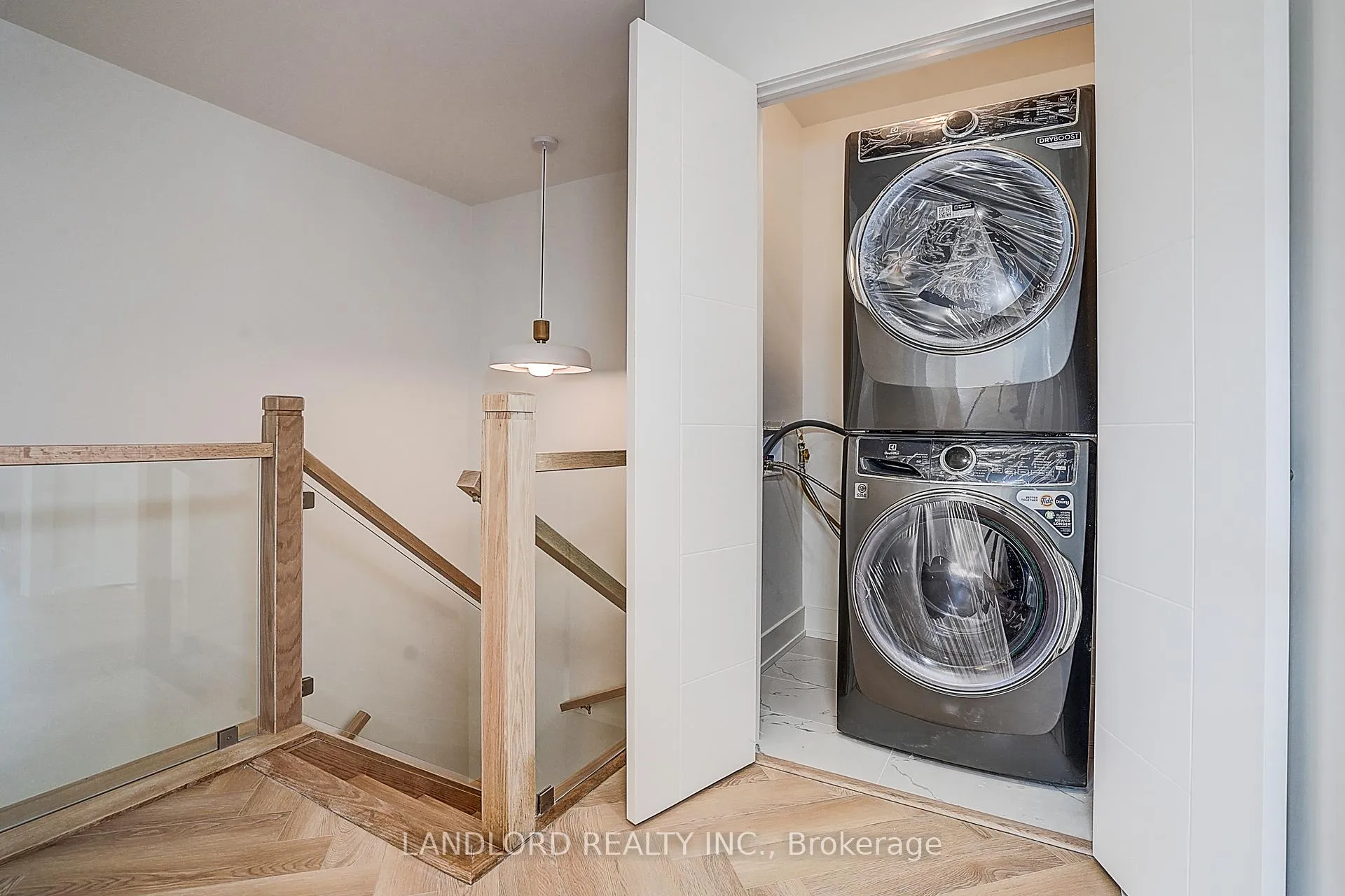 Photo 29 of Unit 2, 1146 Broadview Avenue, Toronto, Broadview North — HOMEH
