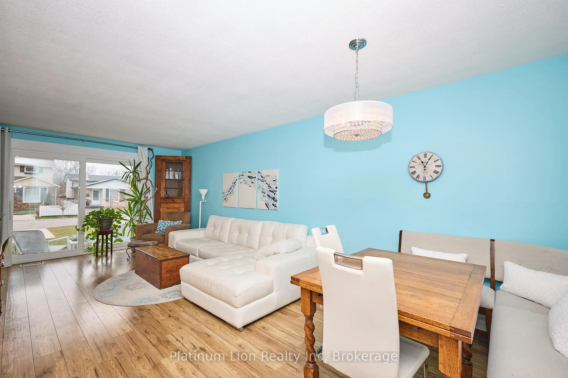 Photo 10 of 11 1/2 Durham Drive, St. Catharines, Port Weller — HOMEH