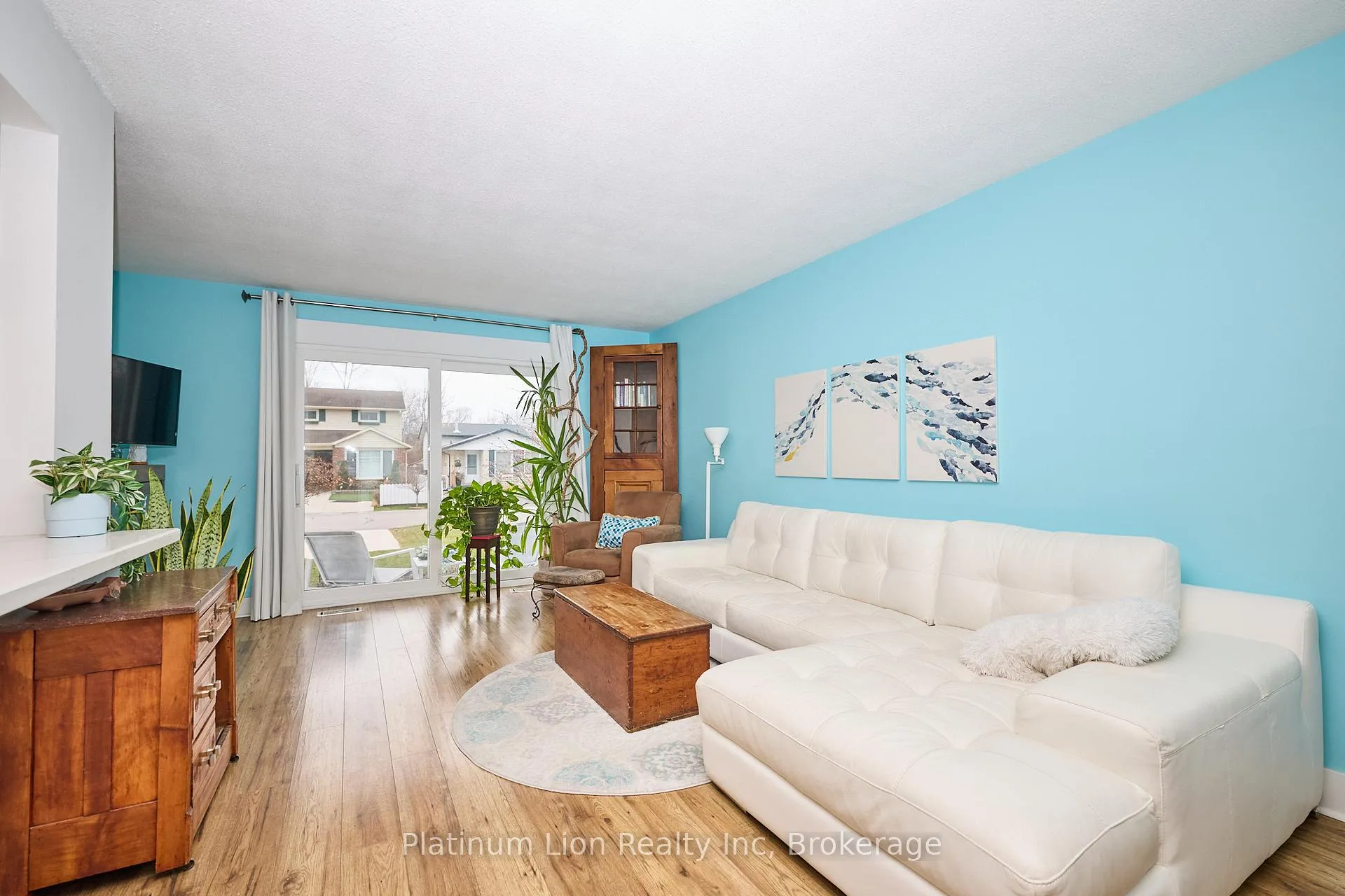 Photo 11 of 11 1/2 Durham Drive, St. Catharines, Port Weller — HOMEH