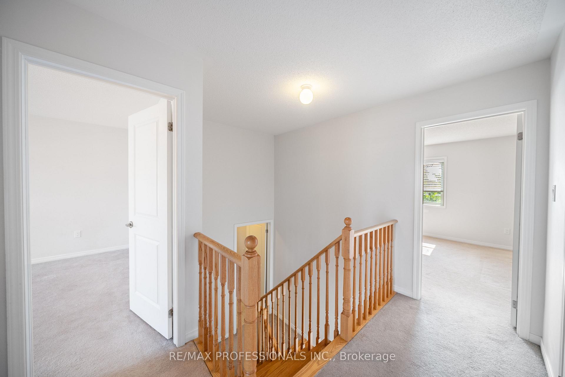 Photo 16 of 1017 Abram Court, Innisfil, Alcona — HOMEH