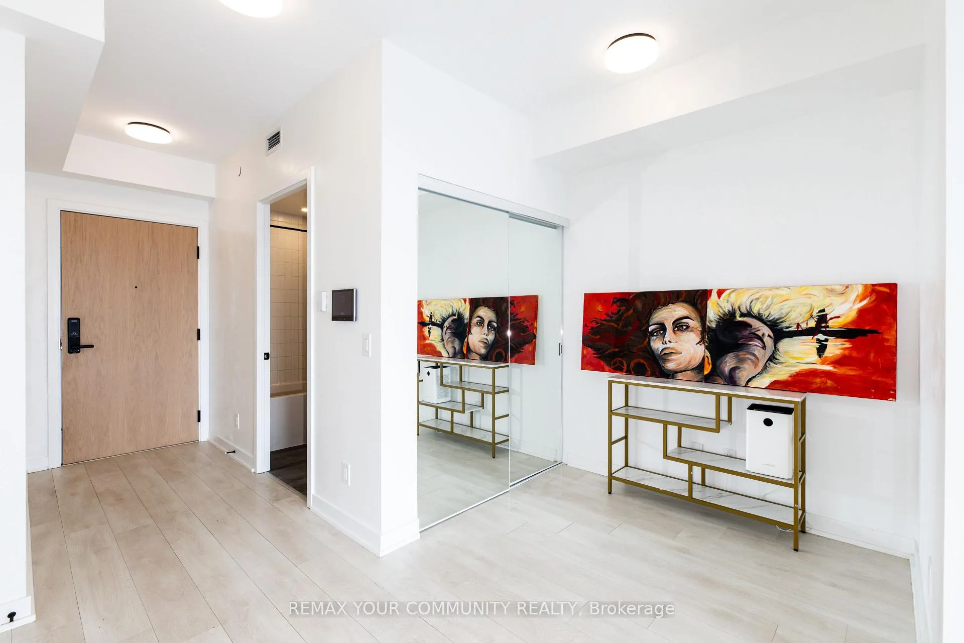 Photo 2 of Unit 1903, 5 Defries Street, Toronto, Regent Park — HOMEH