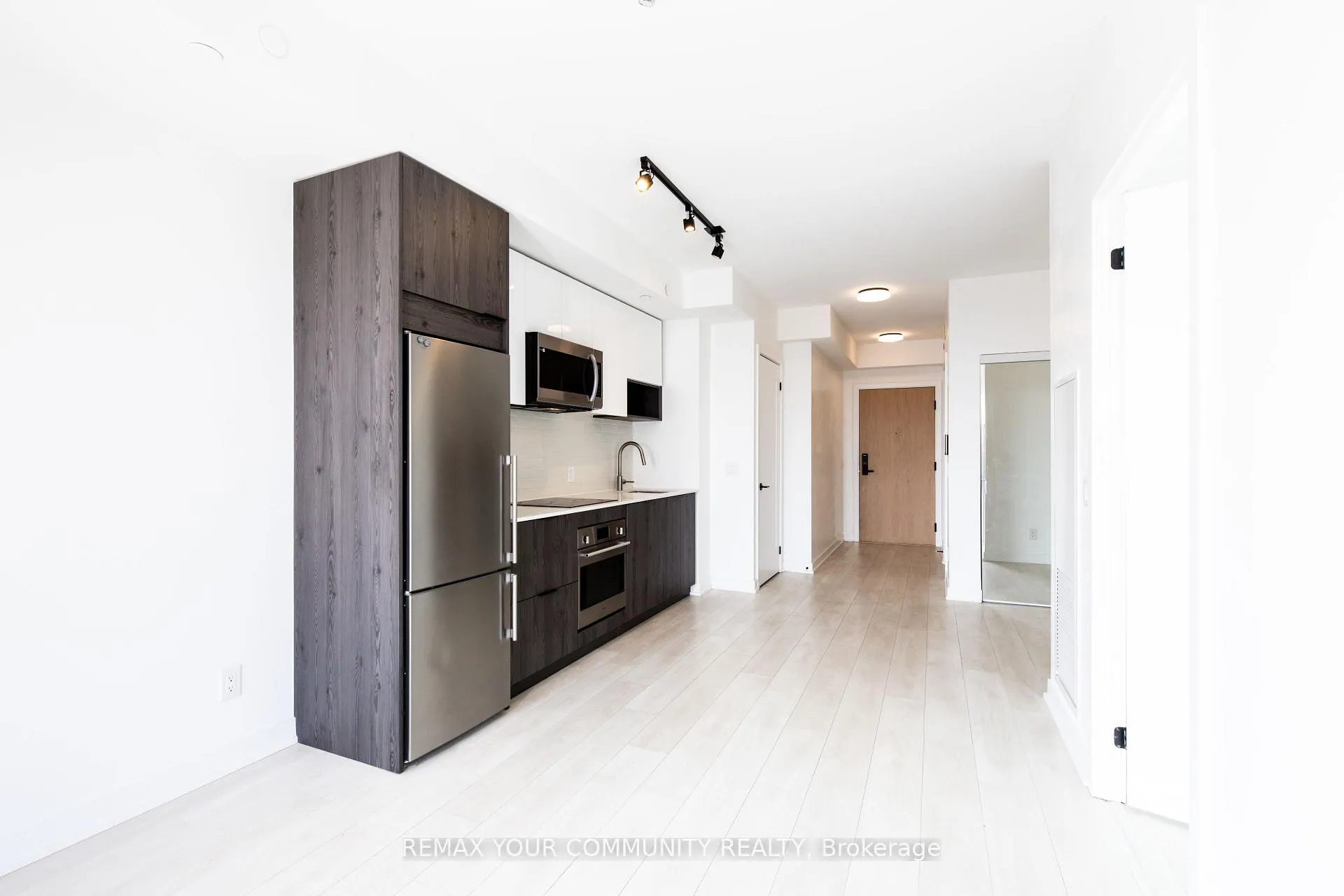 Photo 3 of Unit 1903, 5 Defries Street, Toronto, Regent Park — HOMEH