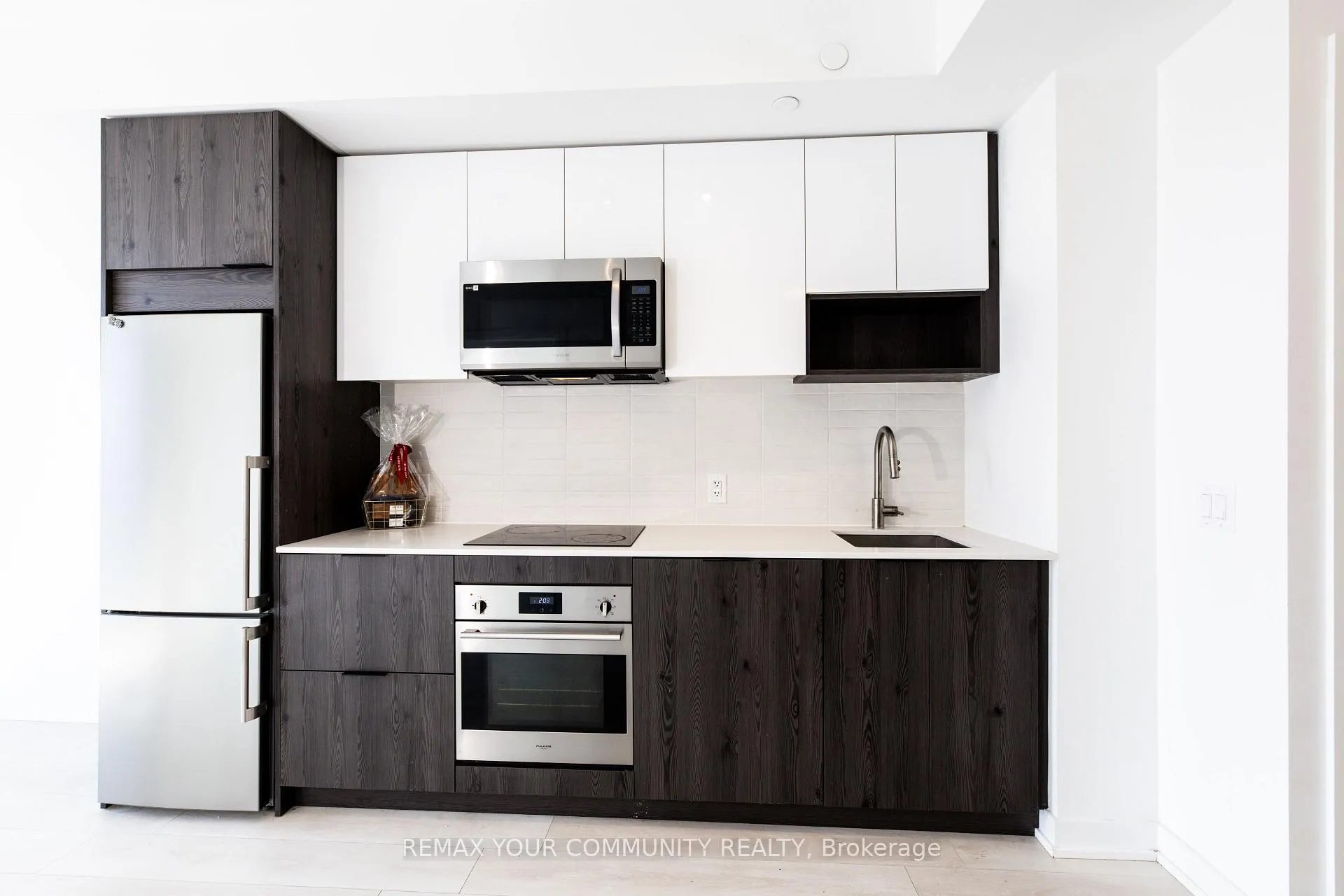 Photo 6 of Unit 1903, 5 Defries Street, Toronto, Regent Park — HOMEH