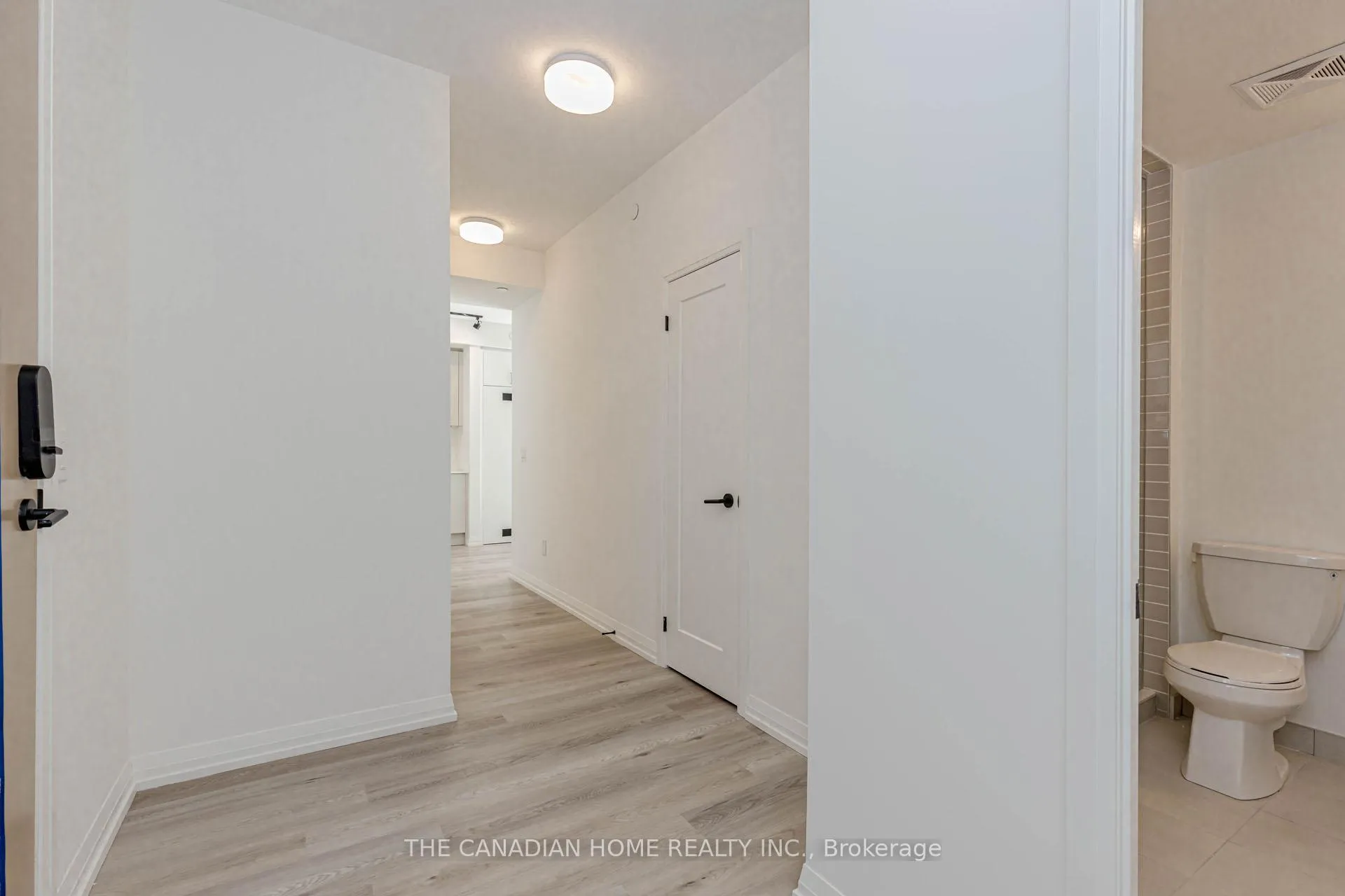 Photo 13 of Unit 704, 280 Dundas Street W, Toronto, Kensington-Chinatown — HOMEH