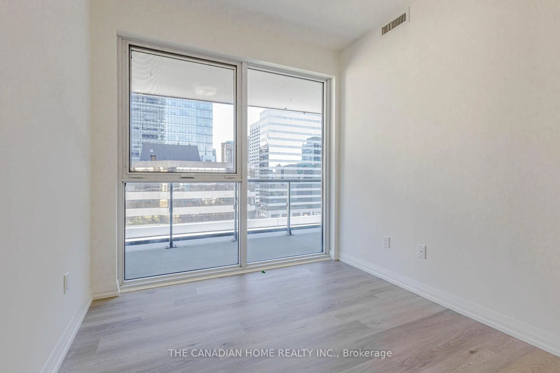 Photo 25 of Unit 704, 280 Dundas Street W, Toronto, Kensington-Chinatown — HOMEH