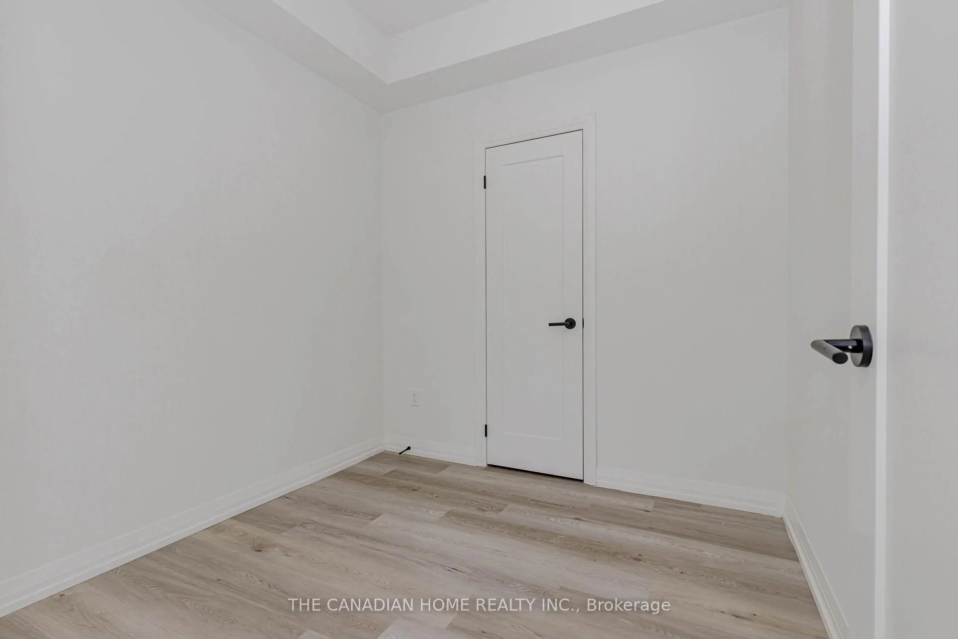Photo 32 of Unit 704, 280 Dundas Street W, Toronto, Kensington-Chinatown — HOMEH