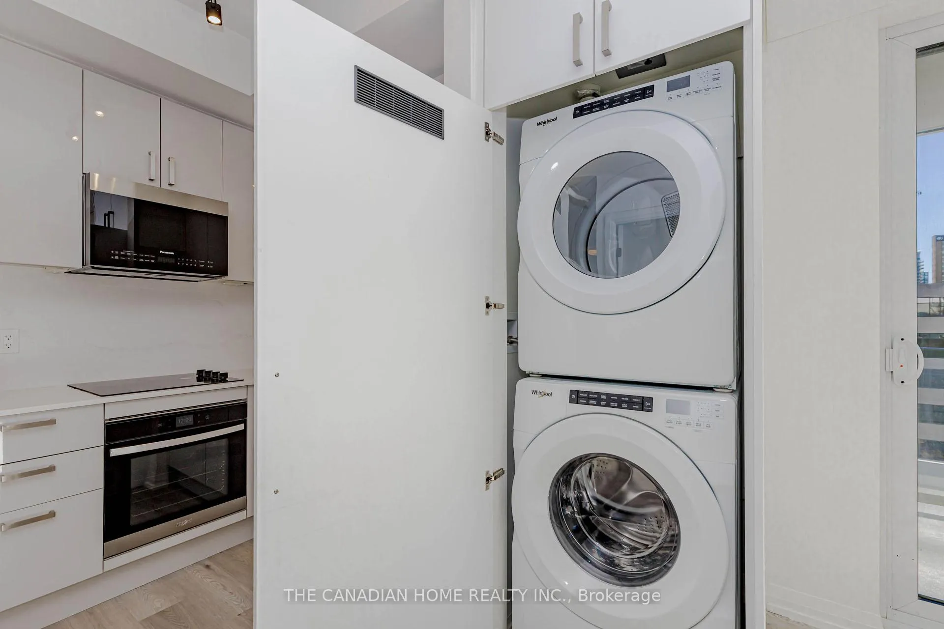 Photo 39 of Unit 704, 280 Dundas Street W, Toronto, Kensington-Chinatown — HOMEH