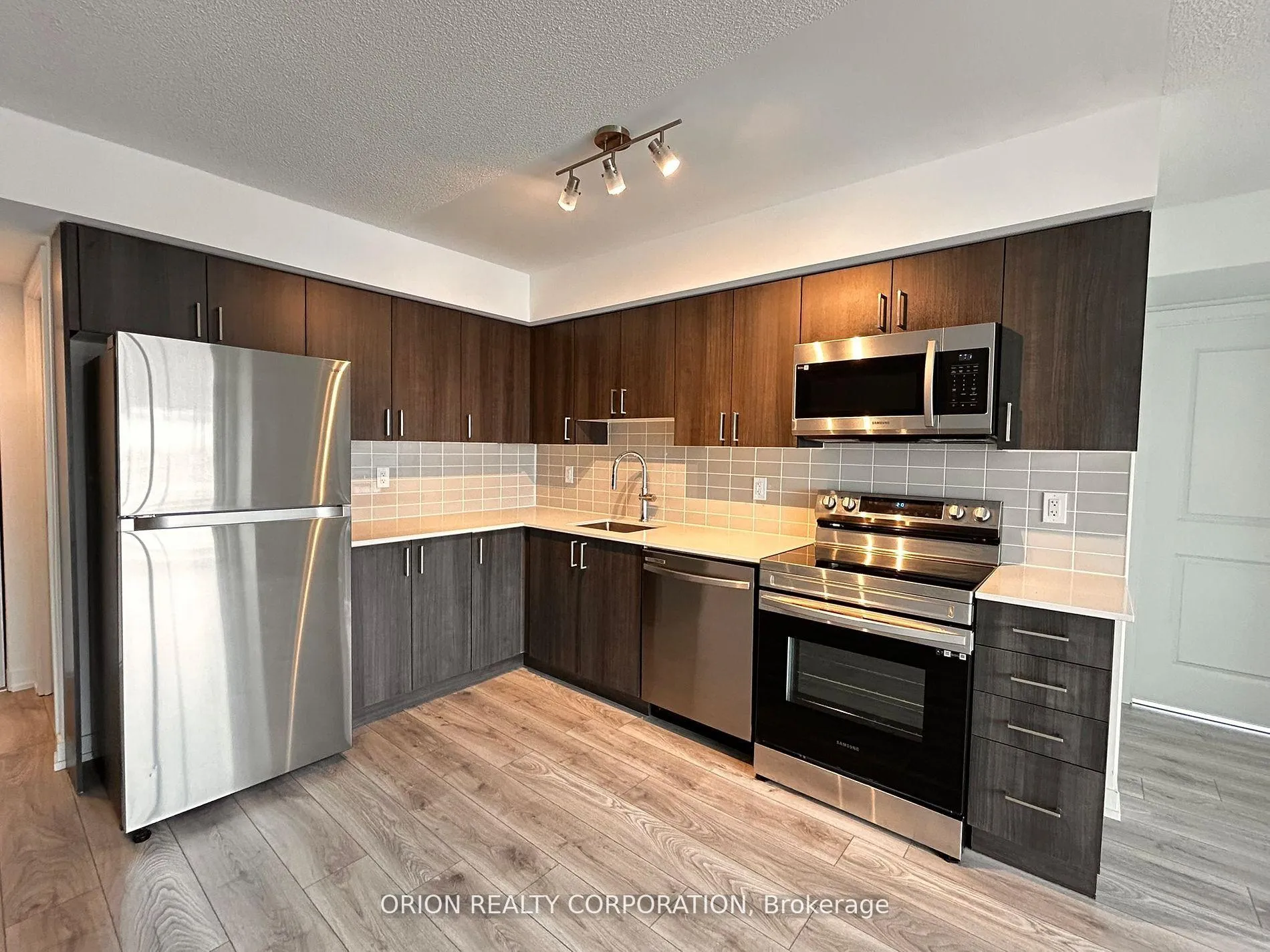 Photo 1 of Unit 910, 1455 Celebration Drive, Pickering, Bay Ridges — HOMEH