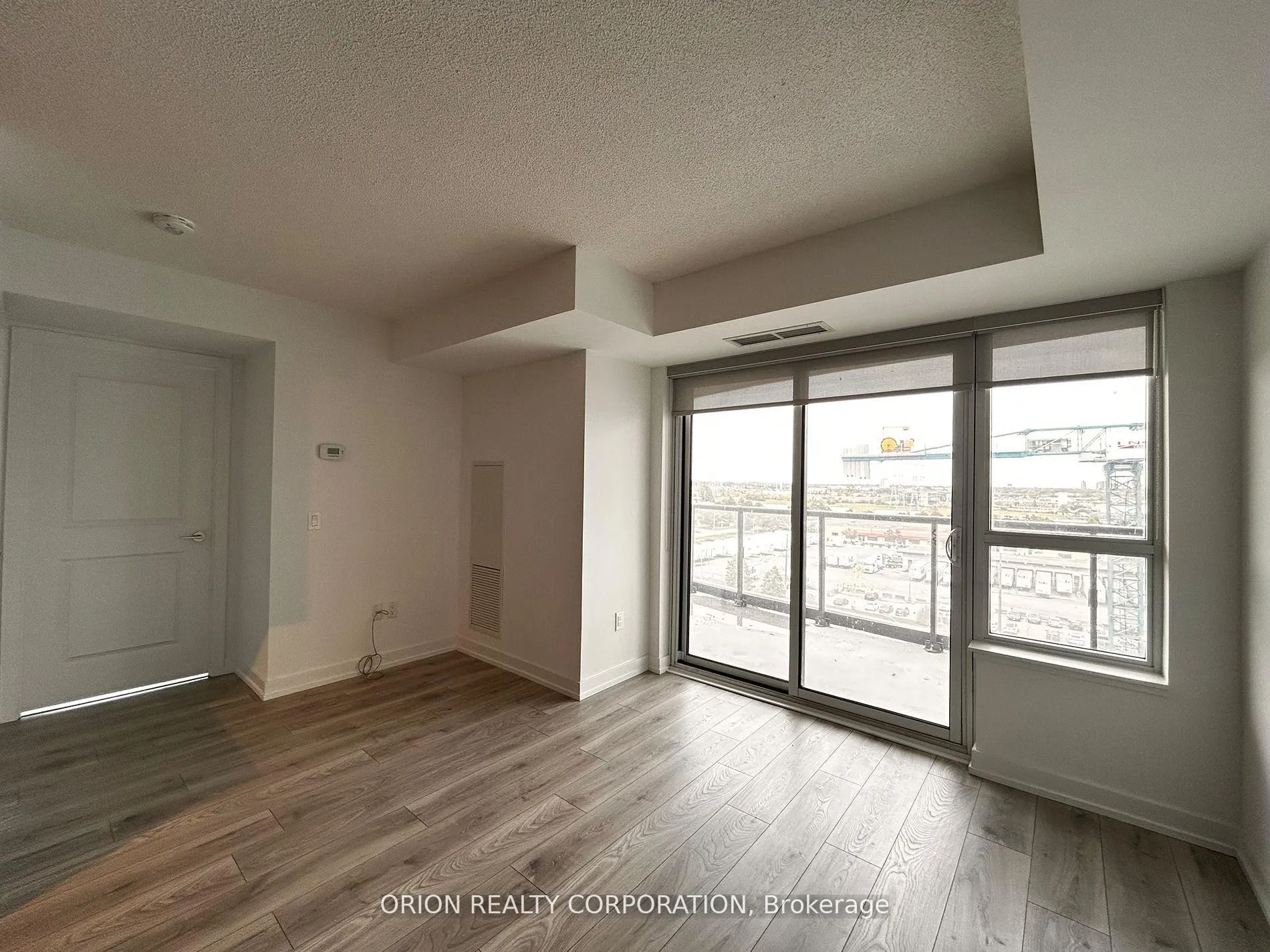 Photo 6 of Unit 910, 1455 Celebration Drive, Pickering, Bay Ridges — HOMEH