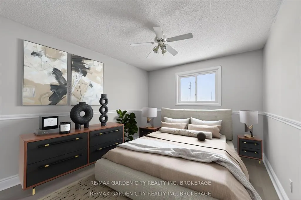 Photo 10 of 49 Autumn Place, St. Catharines, Oakdale — HOMEH