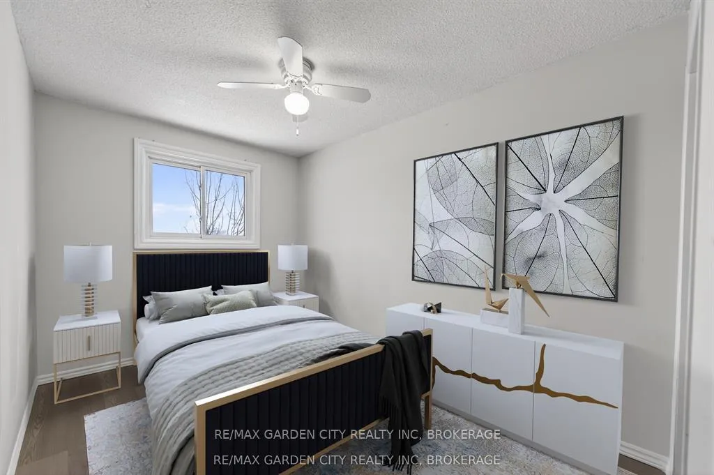 Photo 12 of 49 Autumn Place, St. Catharines, Oakdale — HOMEH